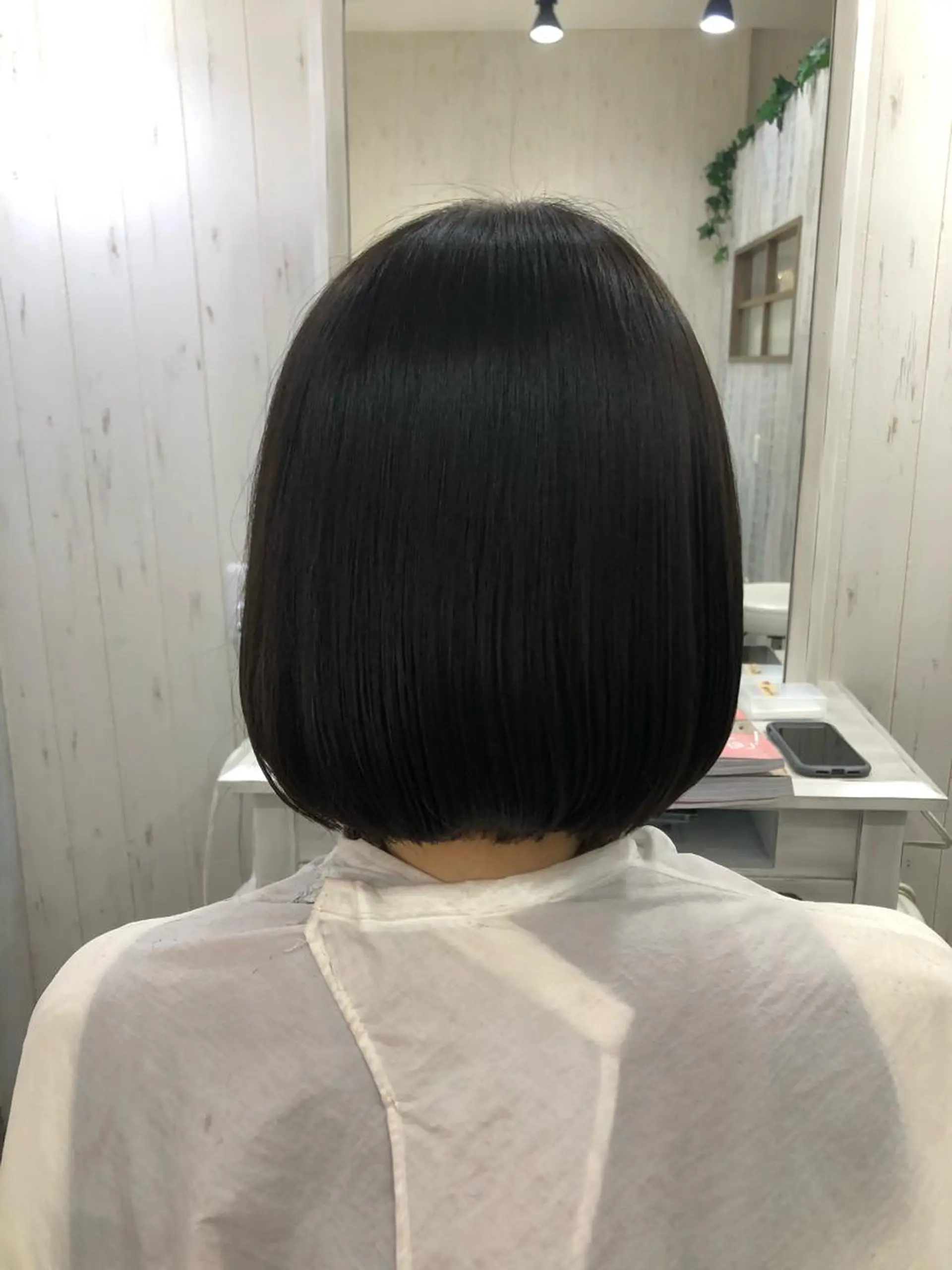 ミディアム カット トリートメント イシジマ タカナリのヘアスタイル