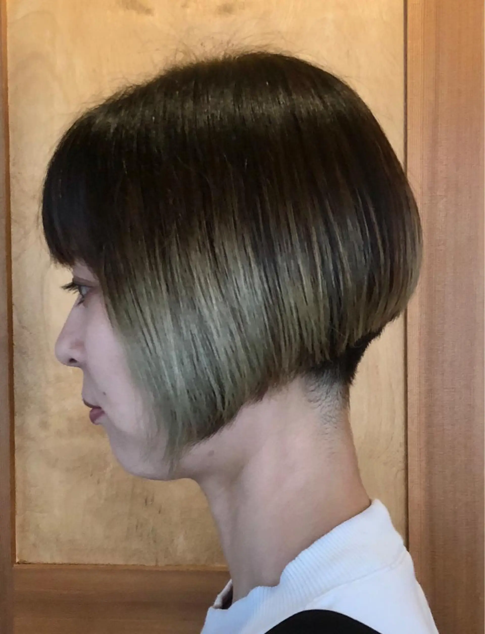 ショート ボブ オオシロ ユウマのヘアスタイル