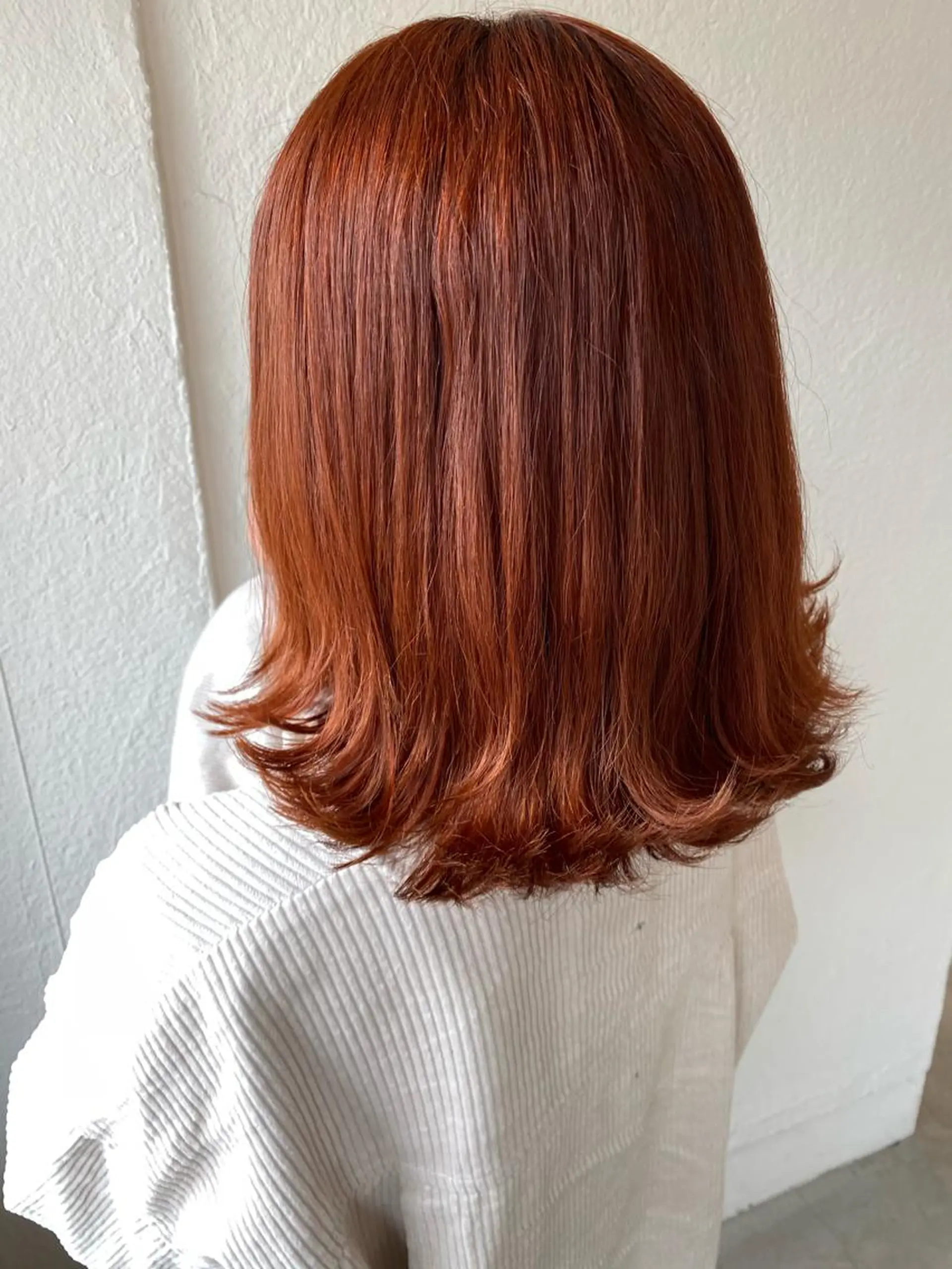 ミディアム カラー オレンジ ヘアカラー 入江 志穂のヘアスタイル