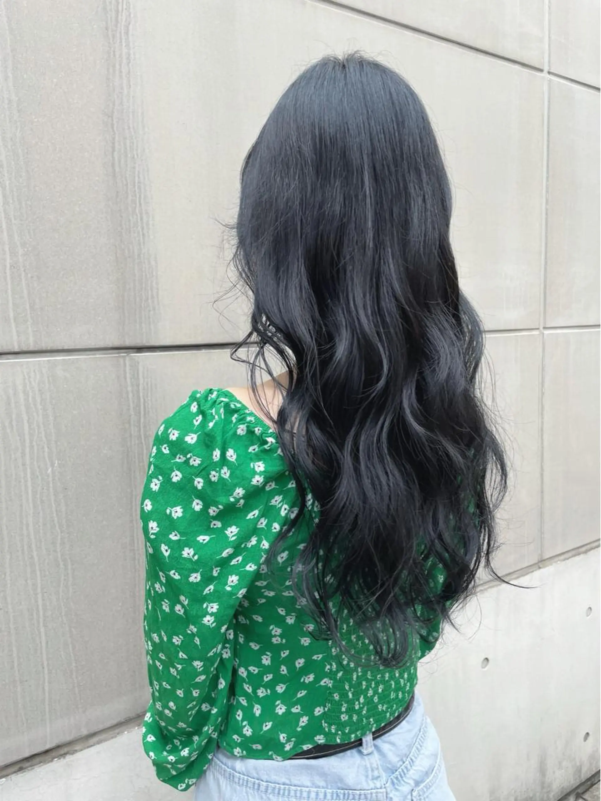 ロング カラー グレージュ 大人上品な ハイライト🪄イワヤのヘアスタイル