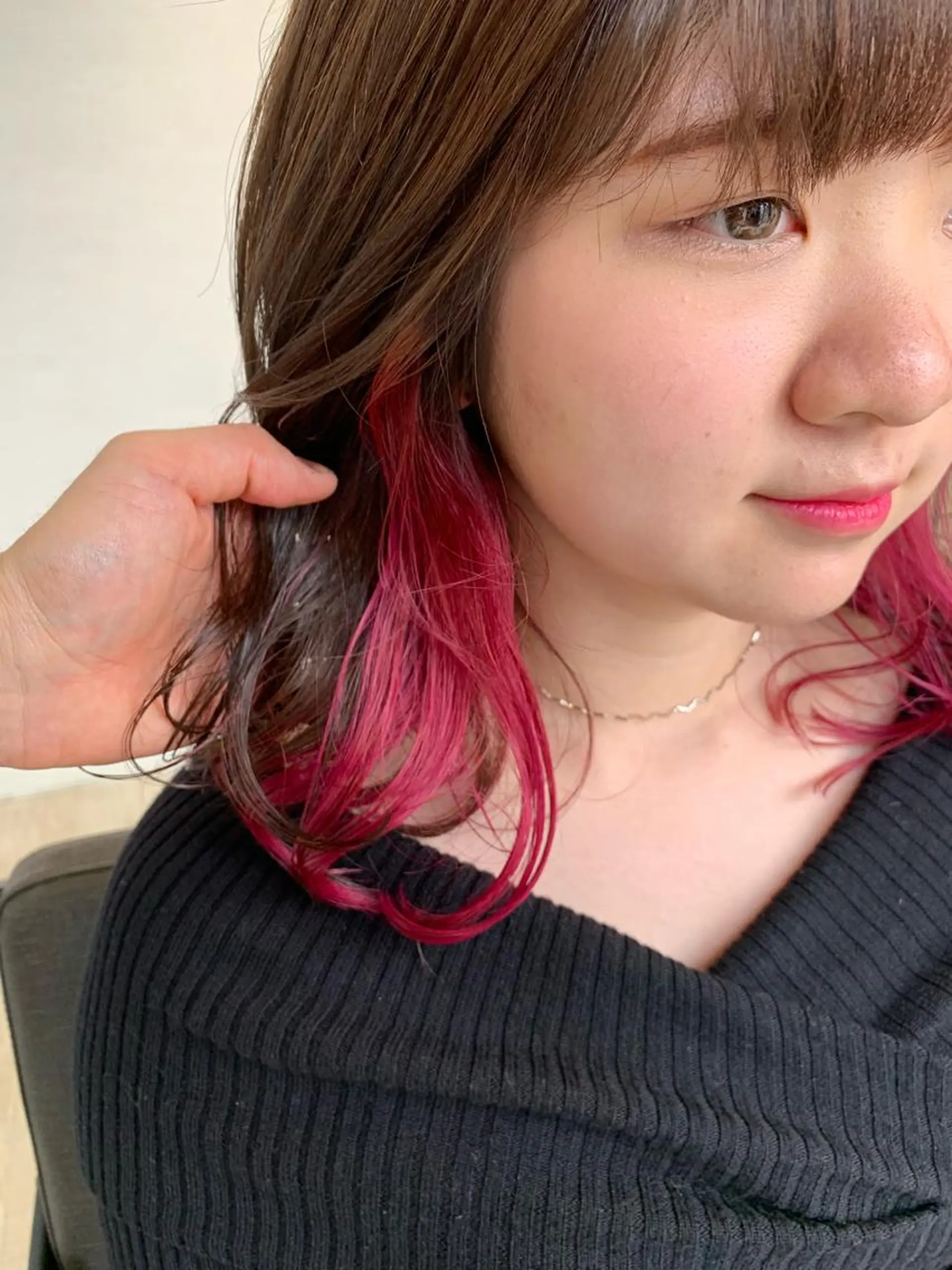 セミロング カラー パーマ ヘアアレンジ ネイル マツエク・マツパ レイヤー＆カラー 人気美容師倉崎涼のヘアスタイル