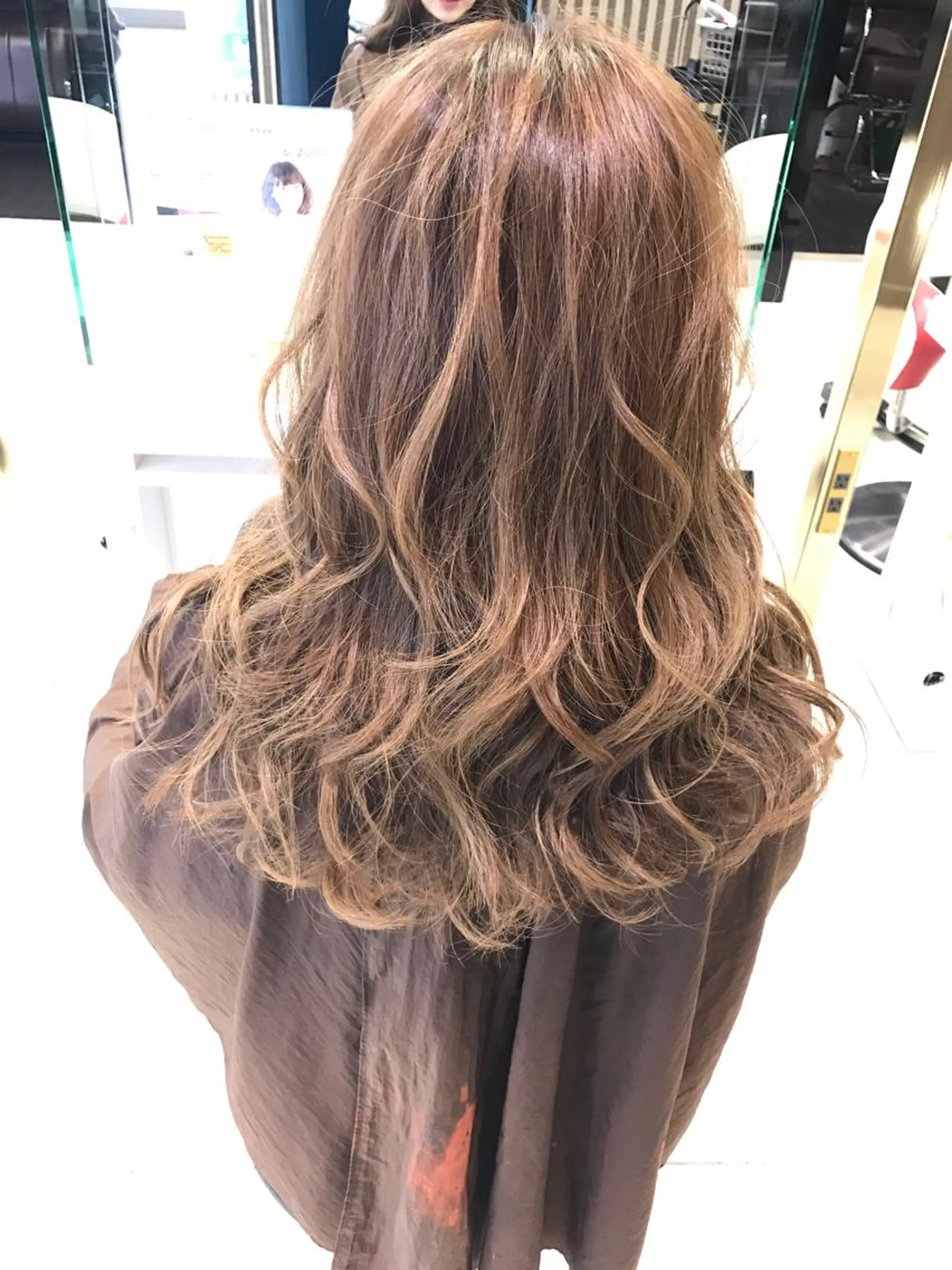 ロング アッシュ naomi (夜間営業受付中★)のヘアスタイル