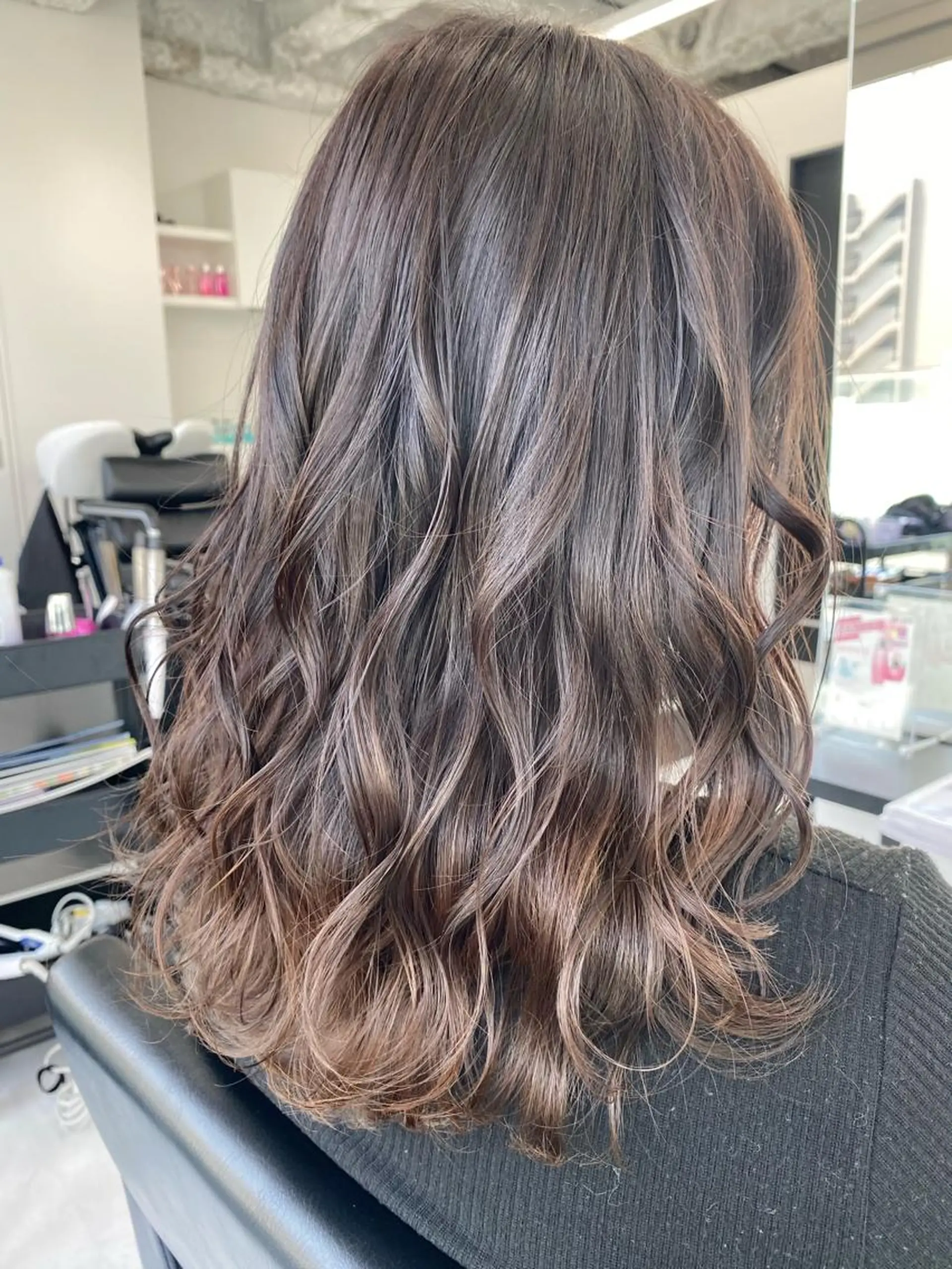 ロング カラー パーマ ヘアアレンジ キッズ ネイル マツエク・マツパ hair  mode RITZ所属・★ 里奈★のヘアスタイル