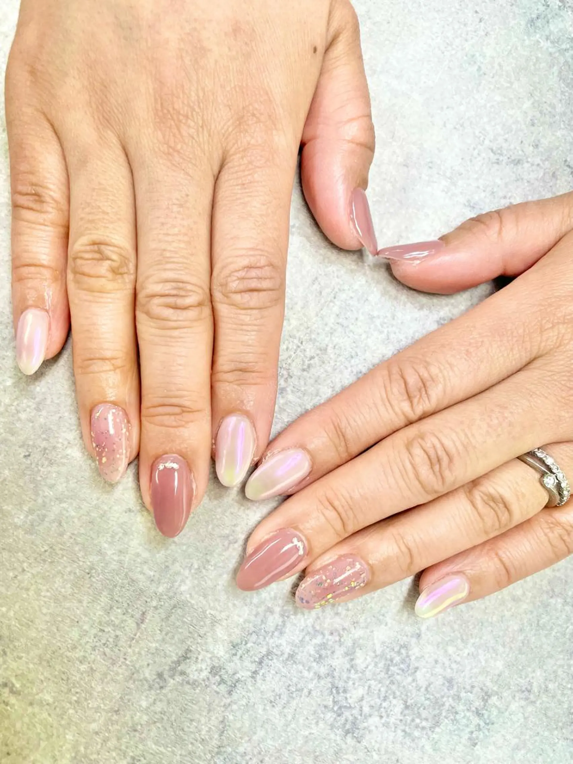 ネイル アートネイル オーロラネイル ジェルネイル ラメ(グリッター) オフィスネイル ハンドネイル FASTNAIL PLUS 新宿店のネイルデザイン