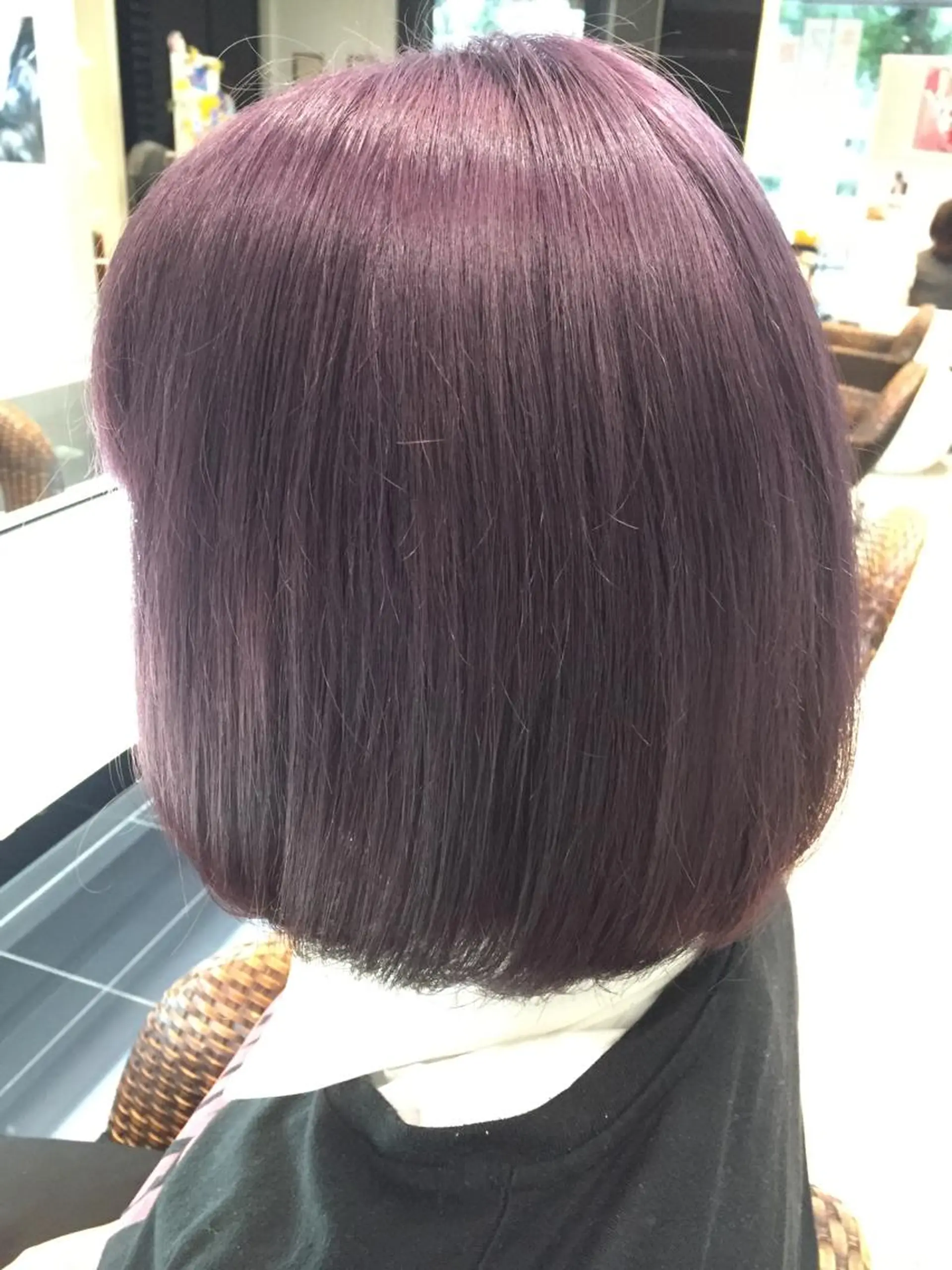 ショート カラー ブリーチ イルミナカラー バイオレットカラー ✂️小顔カット✂️ 山本有紀のヘアスタイル