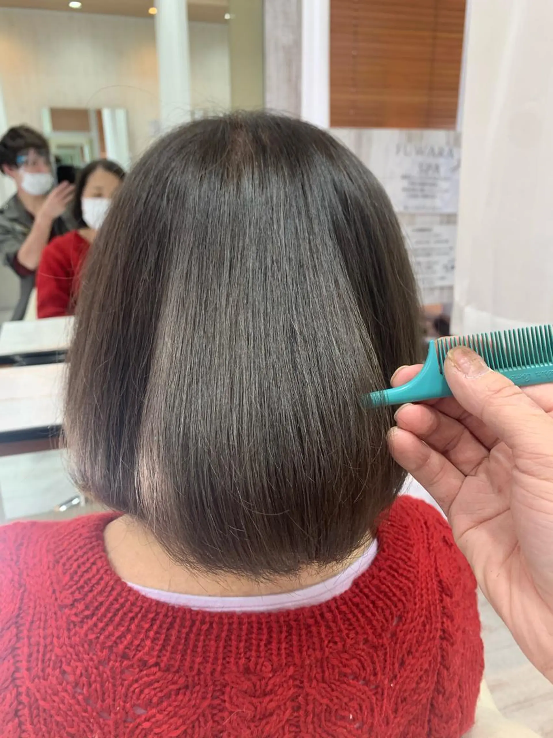 ミディアム アッシュ アッシュグレー カット ヘアカラー トリートメント brace 立花のヘアスタイル
