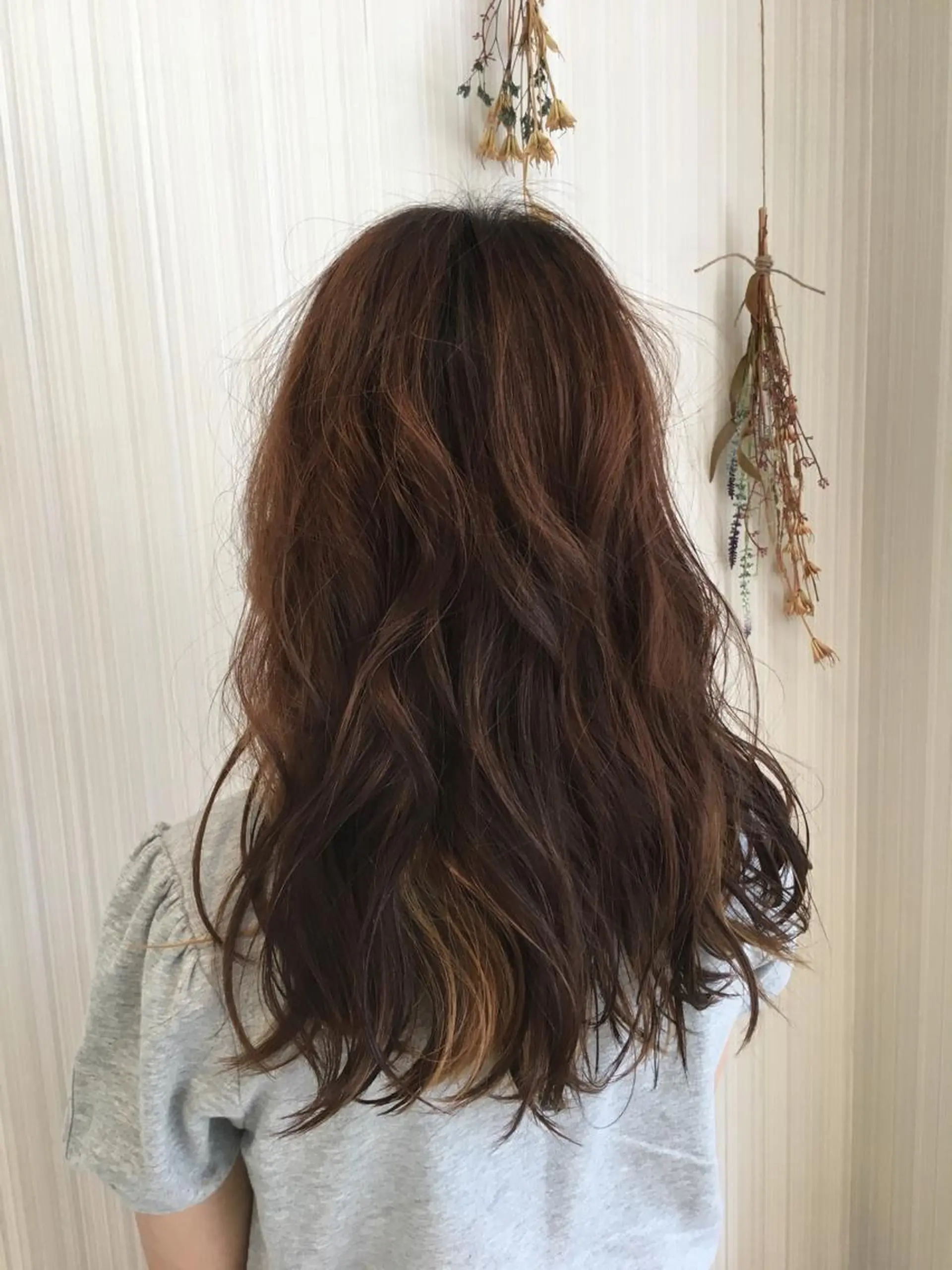 セミロング カラー ブロンド ブラウンカラー ヘアカラー トリートメント ハイトーン/ブリーチ 山崎　悠次のヘアスタイル