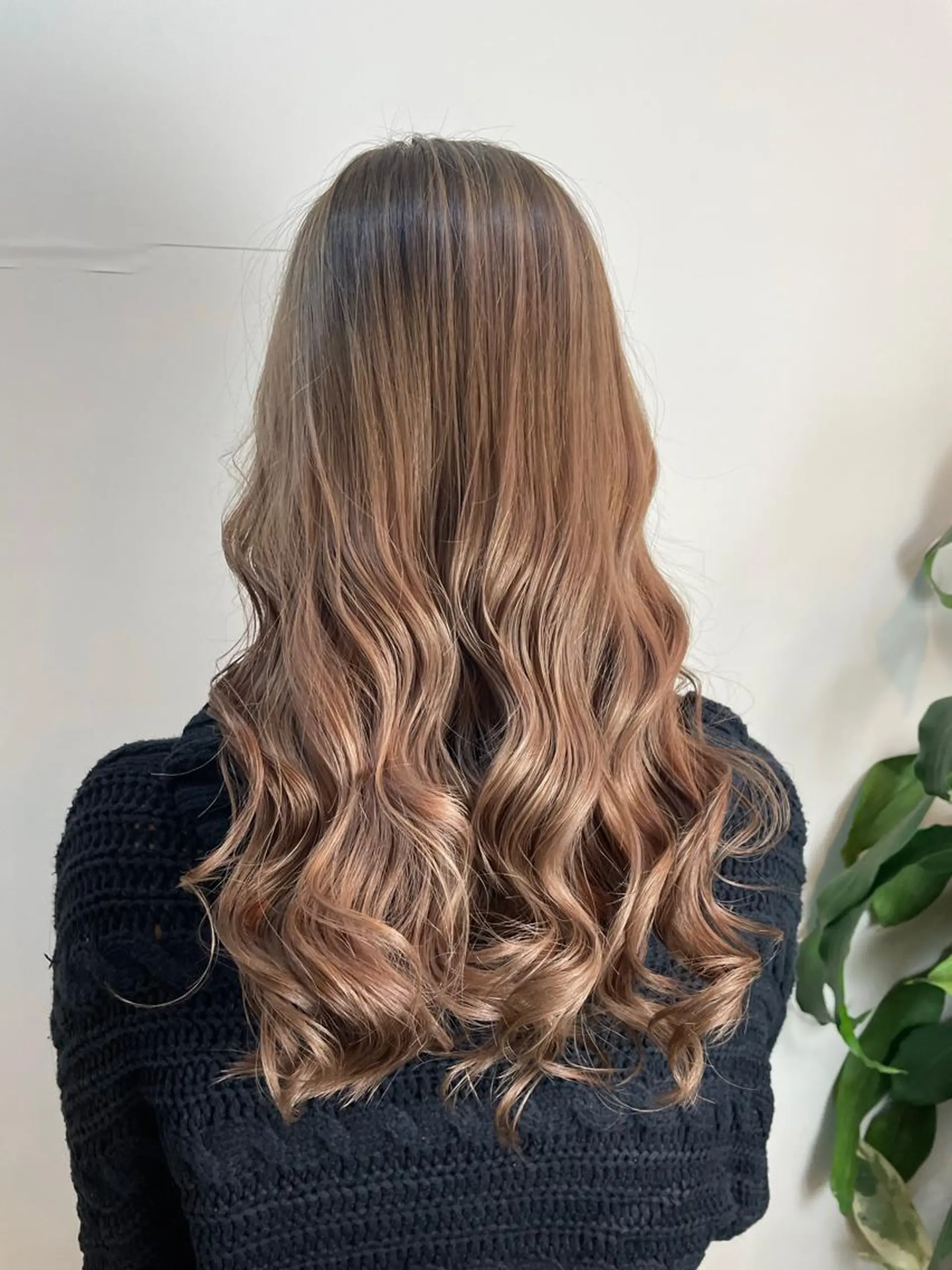 ロング カラー 編み込みエクステ プルエクステ シールエクステ バレイヤージュ ブリーチ カット ヘアカラー WEST OLAND加藤圭介のヘアスタイル