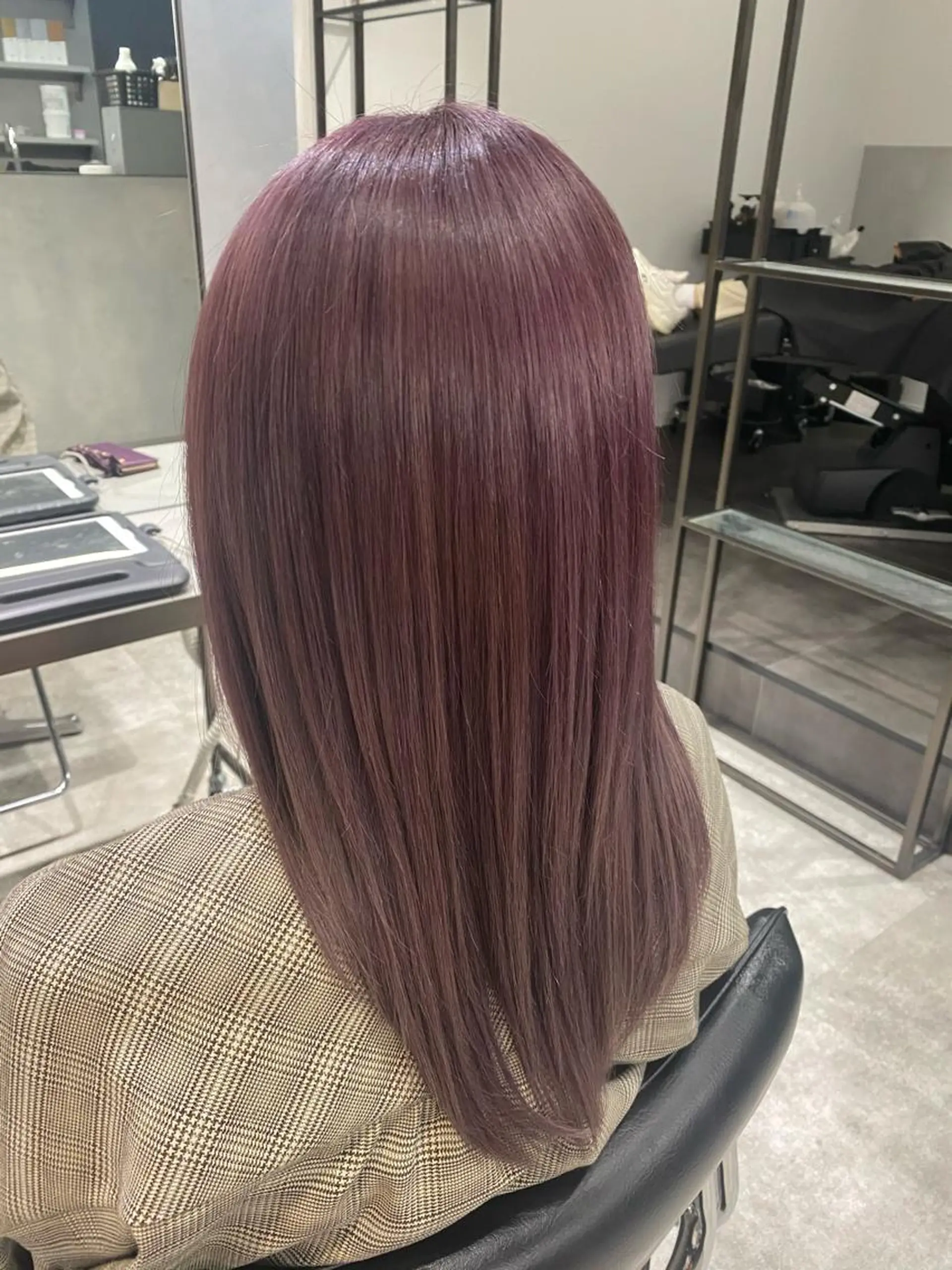 セミロング カラー M IIのヘアスタイル