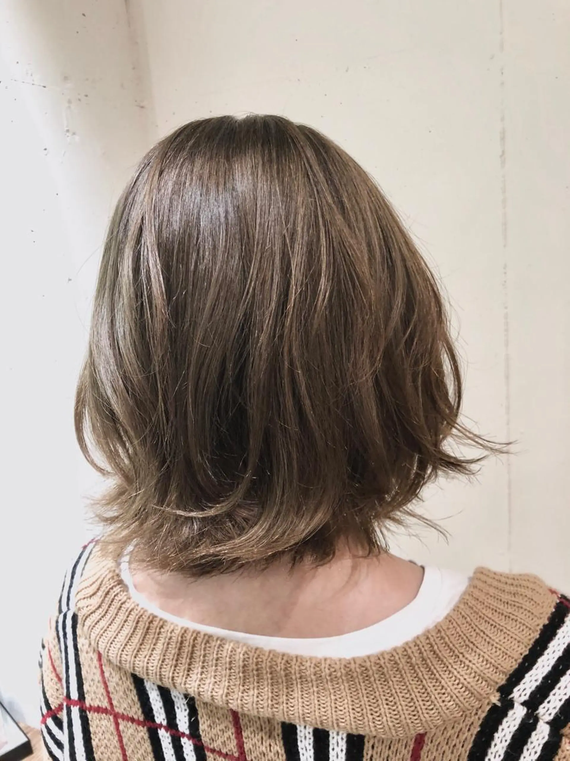 ミディアム カラー パーマ ヘアアレンジ バレイヤージュ ベージュカラー ブリーチ 透明感カラー グラデーションカラー 【ツヤ髪美容師】 ツダケイスケのヘアスタイル