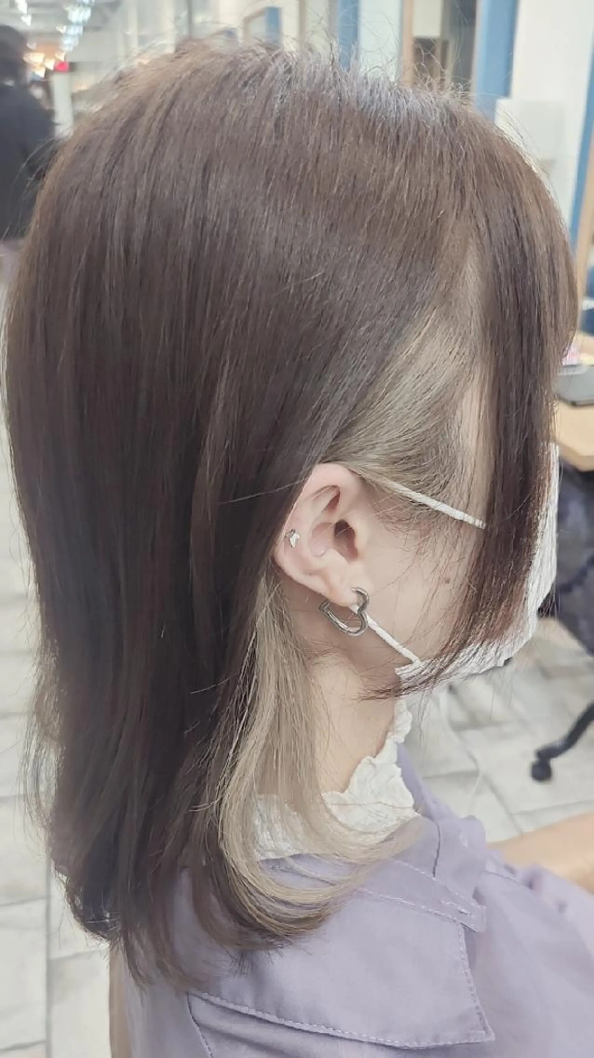 ミディアム カラー ベージュカラー イヤリングカラー ミルクティーベージュ 🌟あかり🌟 #Sign hairのヘアスタイル