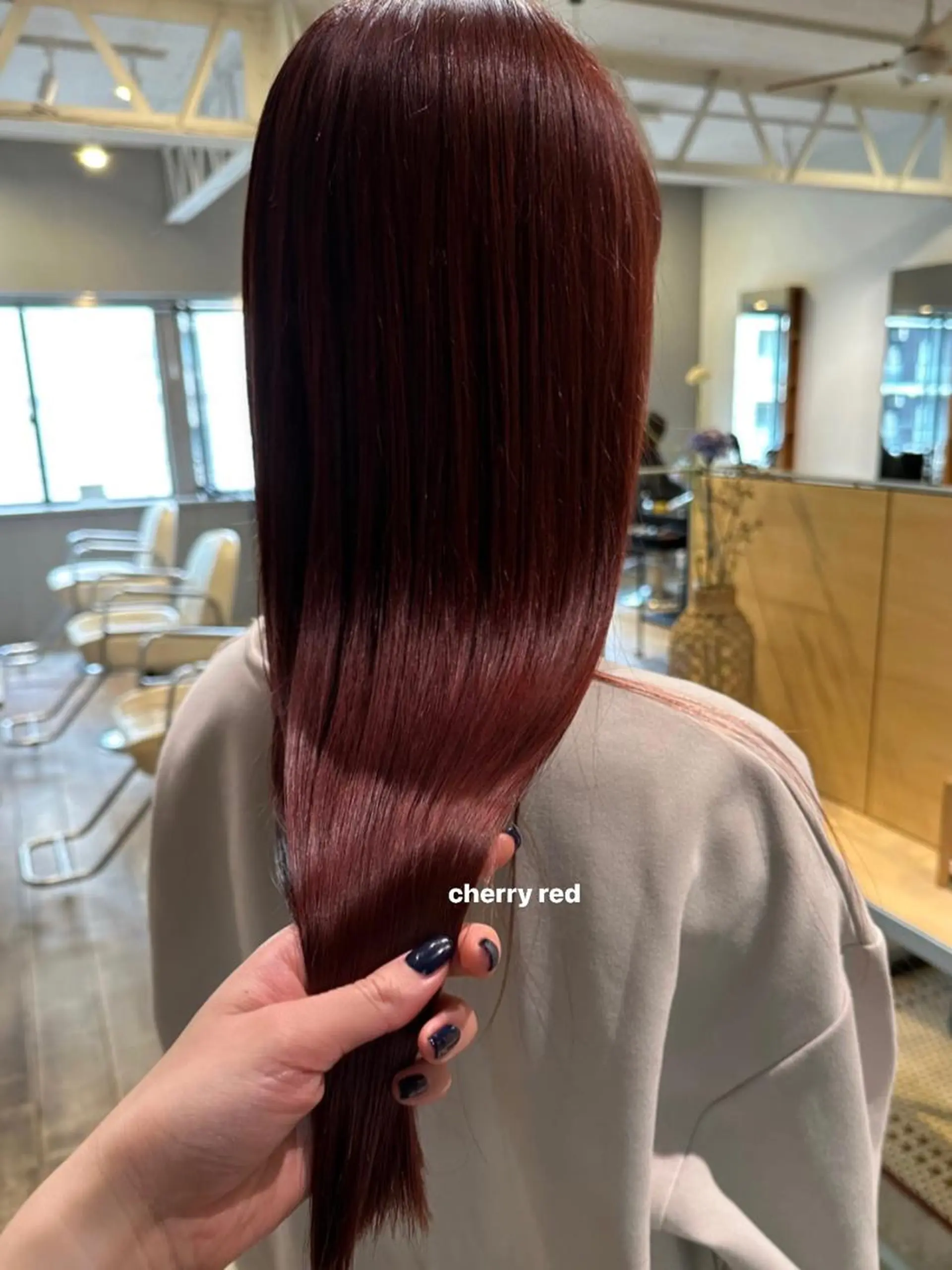 ロング カラー ヘアカラー トリートメント 暖色/レイヤーカット 🌙オノユリカのヘアスタイル