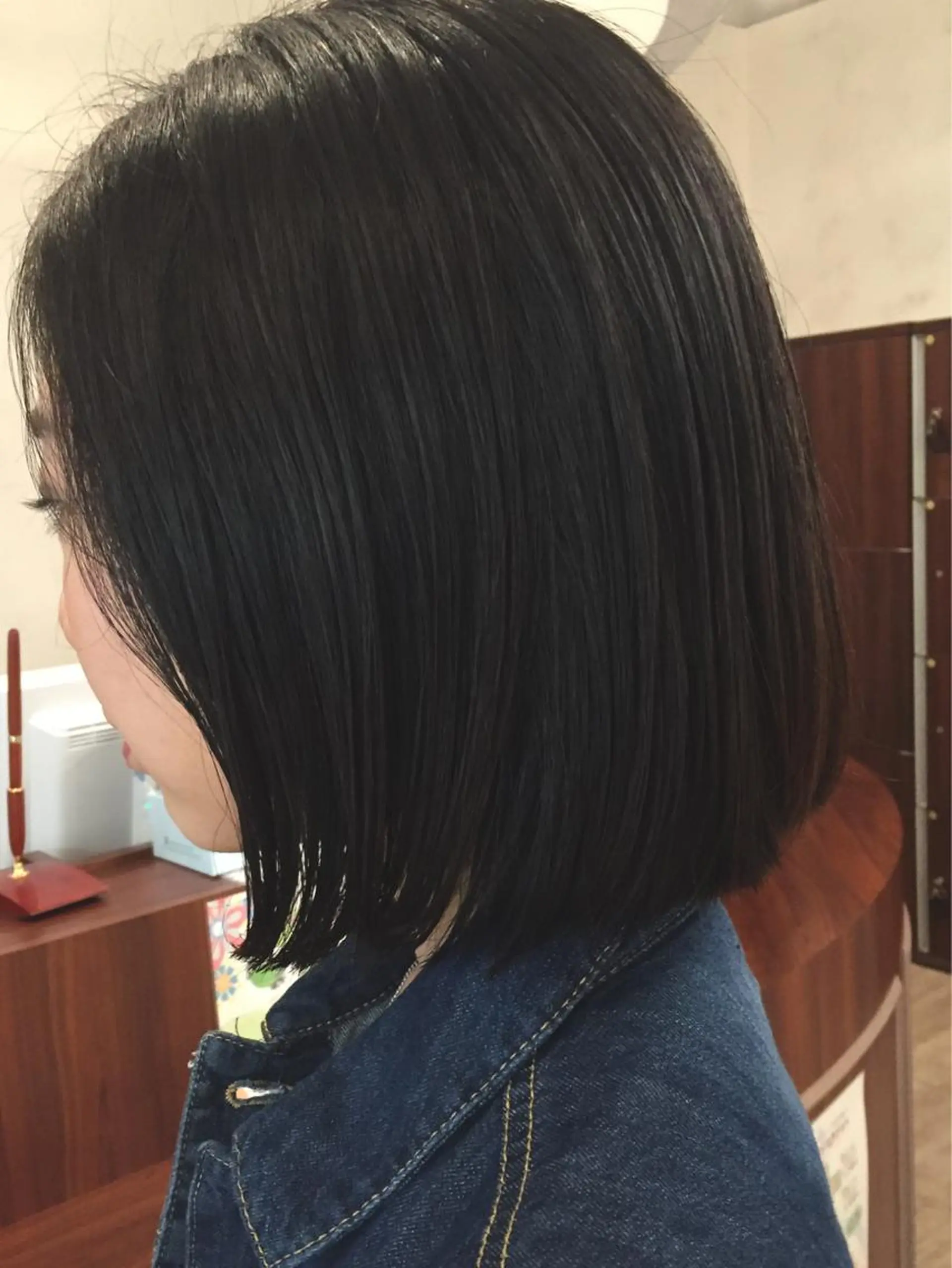 ショート 切りっぱなしボブ ボブ 所渉/韓国レイヤー /ウルフカットのヘアスタイル