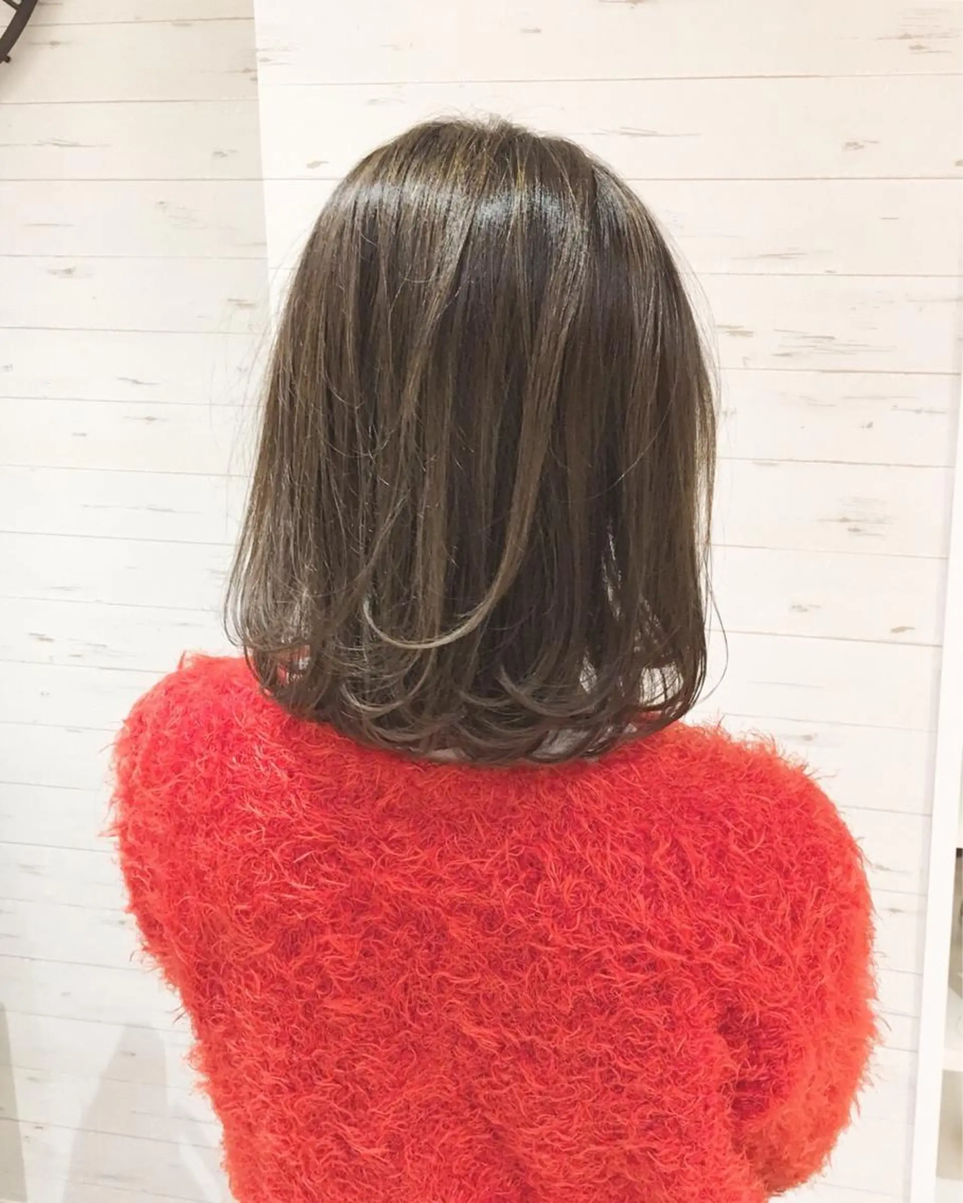 ミディアム ミヤザキ タクトのヘアスタイル
