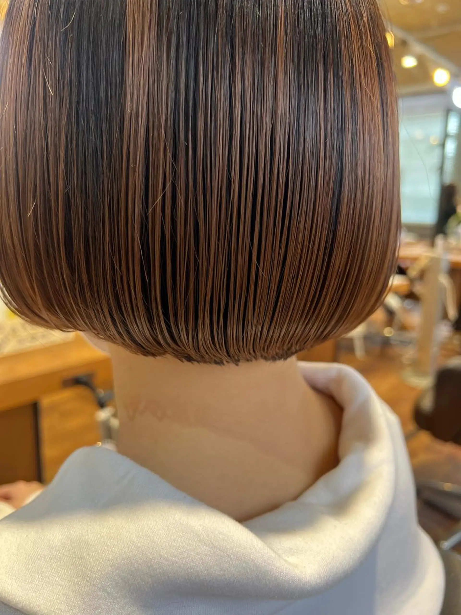 ショート カラー ボブ 髪質改善 トリートメント カット hair  bh.maara所属・bh.maara デザイン／ハイトーンのヘアスタイル