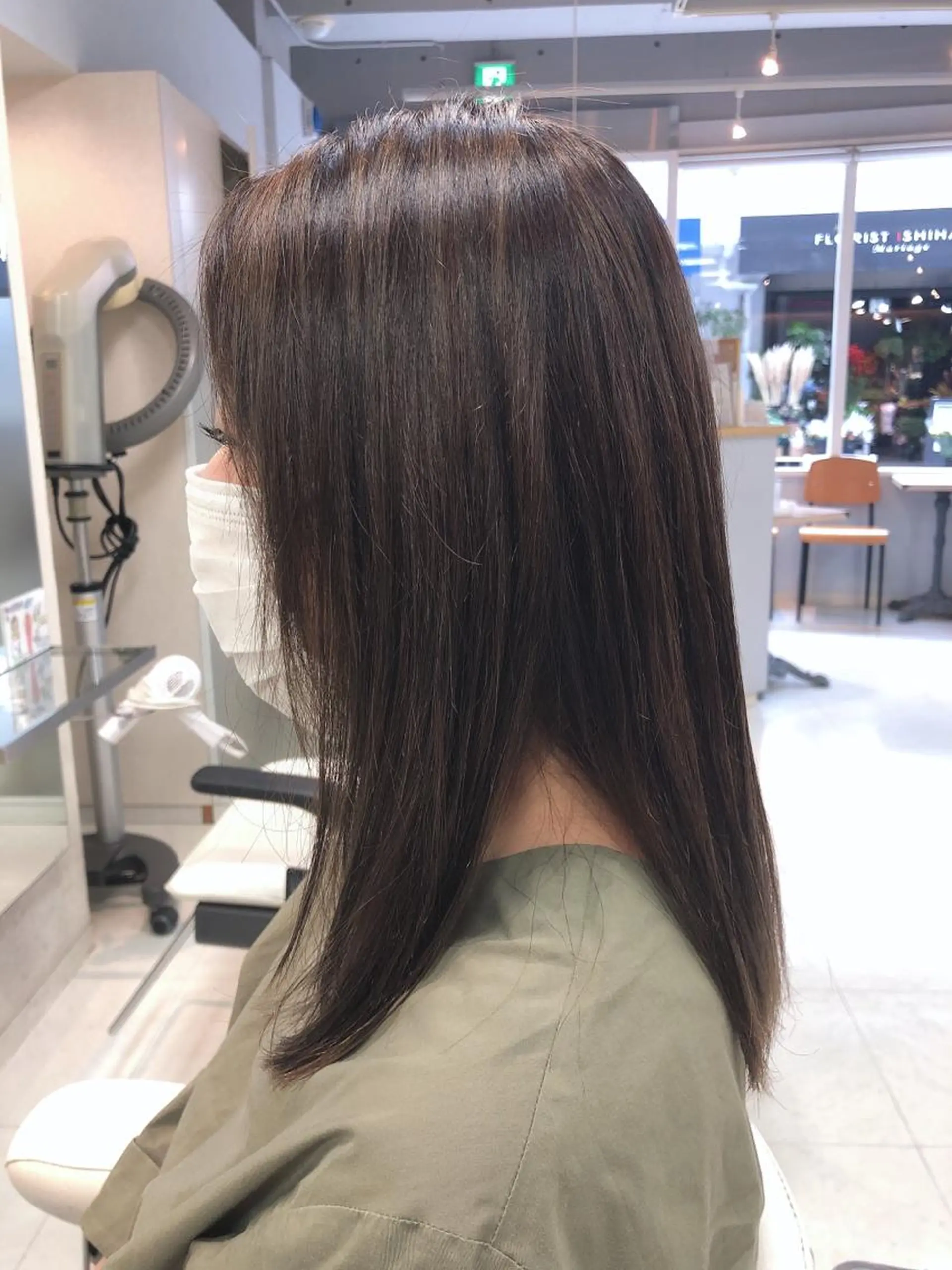 ロング ヘアカラー 阿部 美咲のヘアスタイル