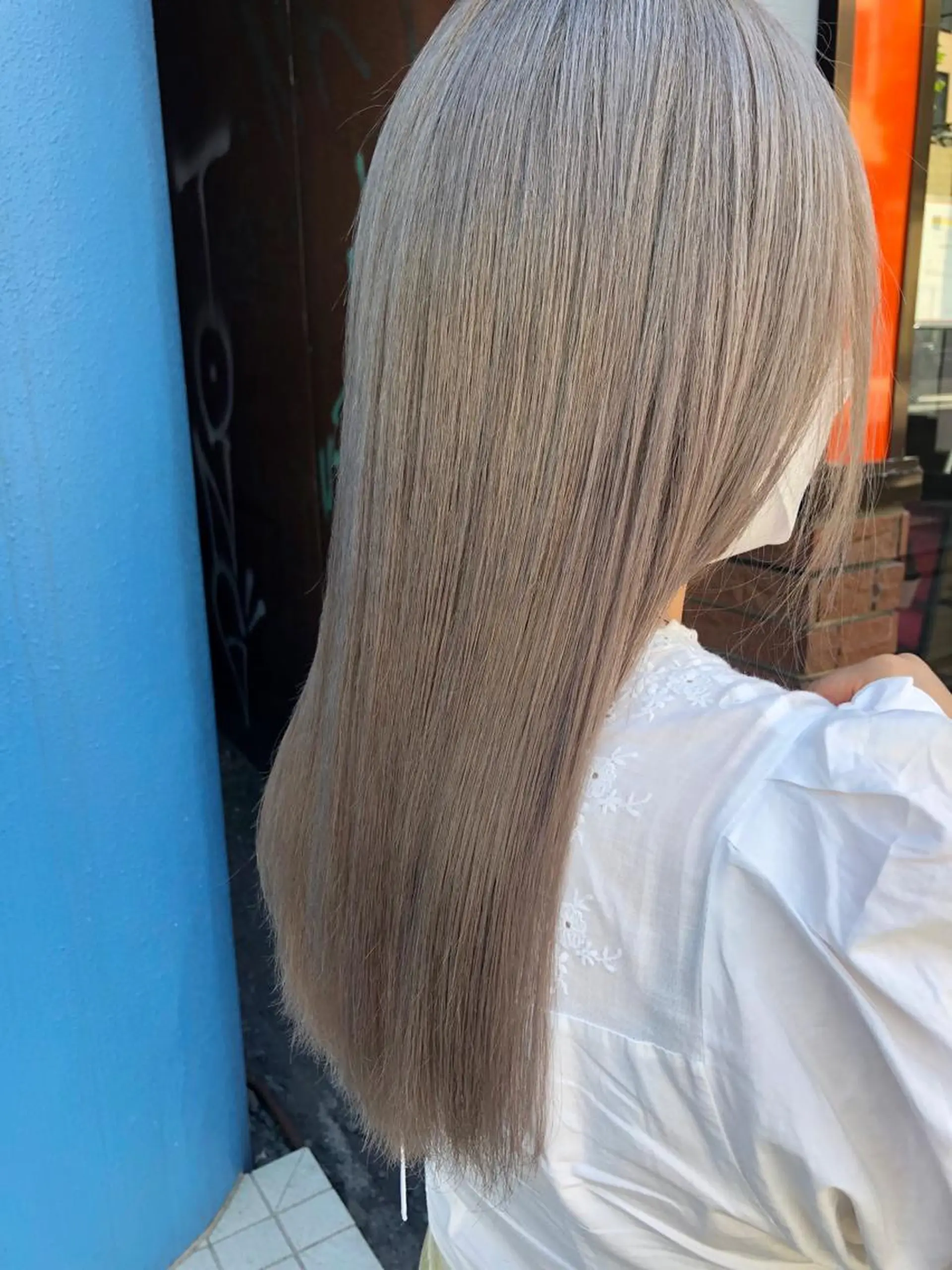 ロング カラー ヘアカラー トリートメント 色落ち可愛い艶ハイト ーン🧊AZUKIのヘアスタイル