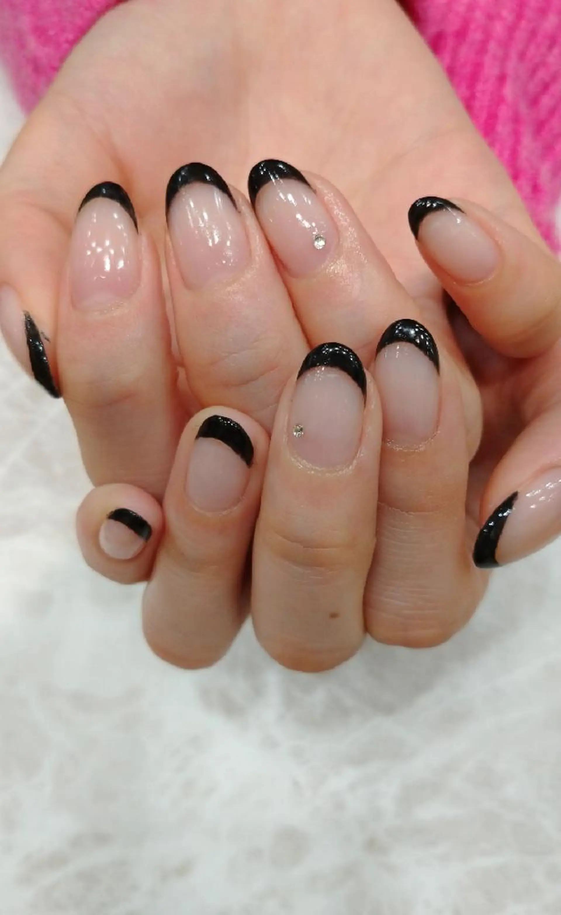 ネイル フレンチネイル 會田 瑠衣のネイルデザイン