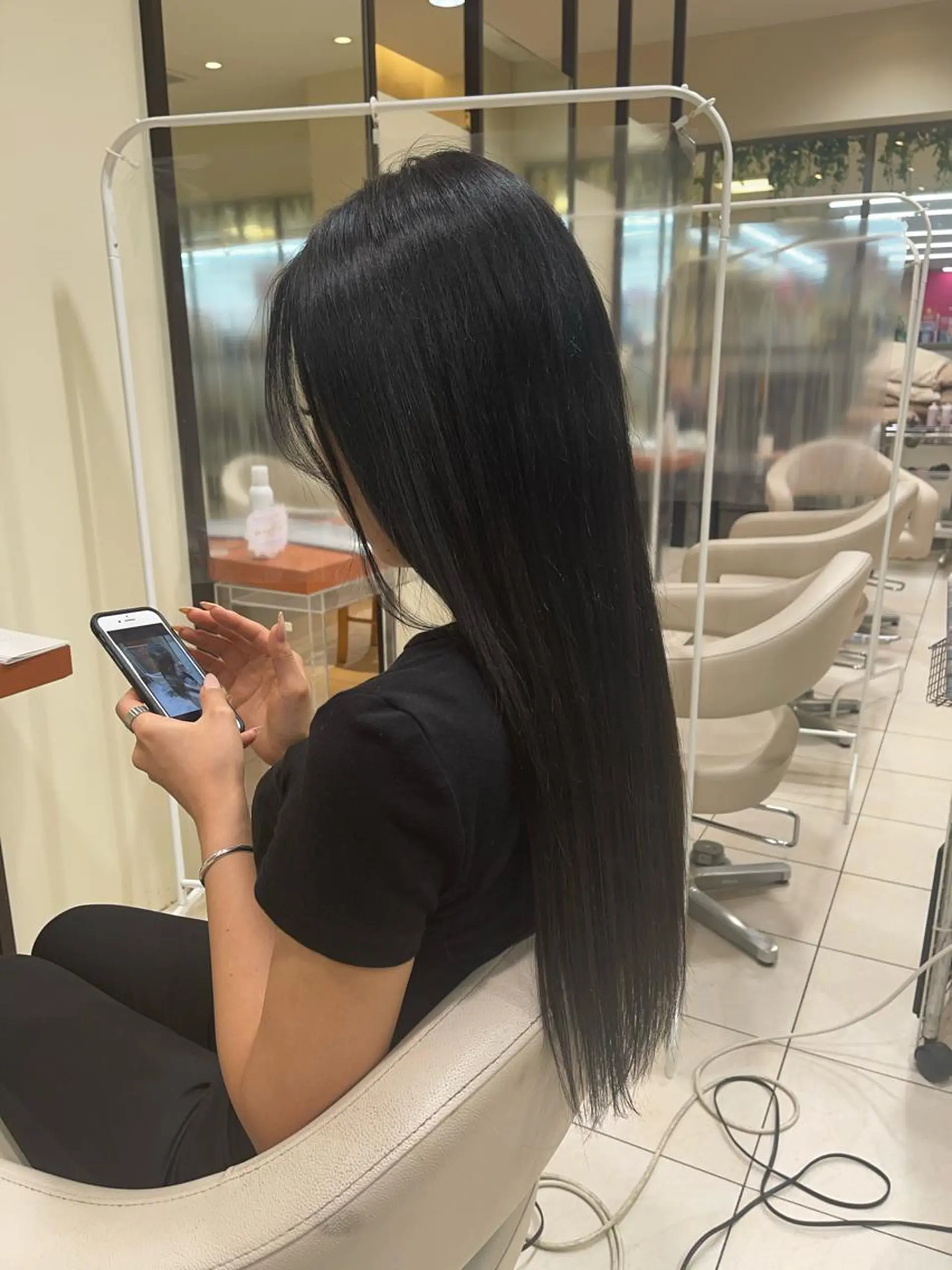 ロング カラー 黒髪 ブルーカラー ブルーブラック カネヒラ リョウスケのヘアスタイル