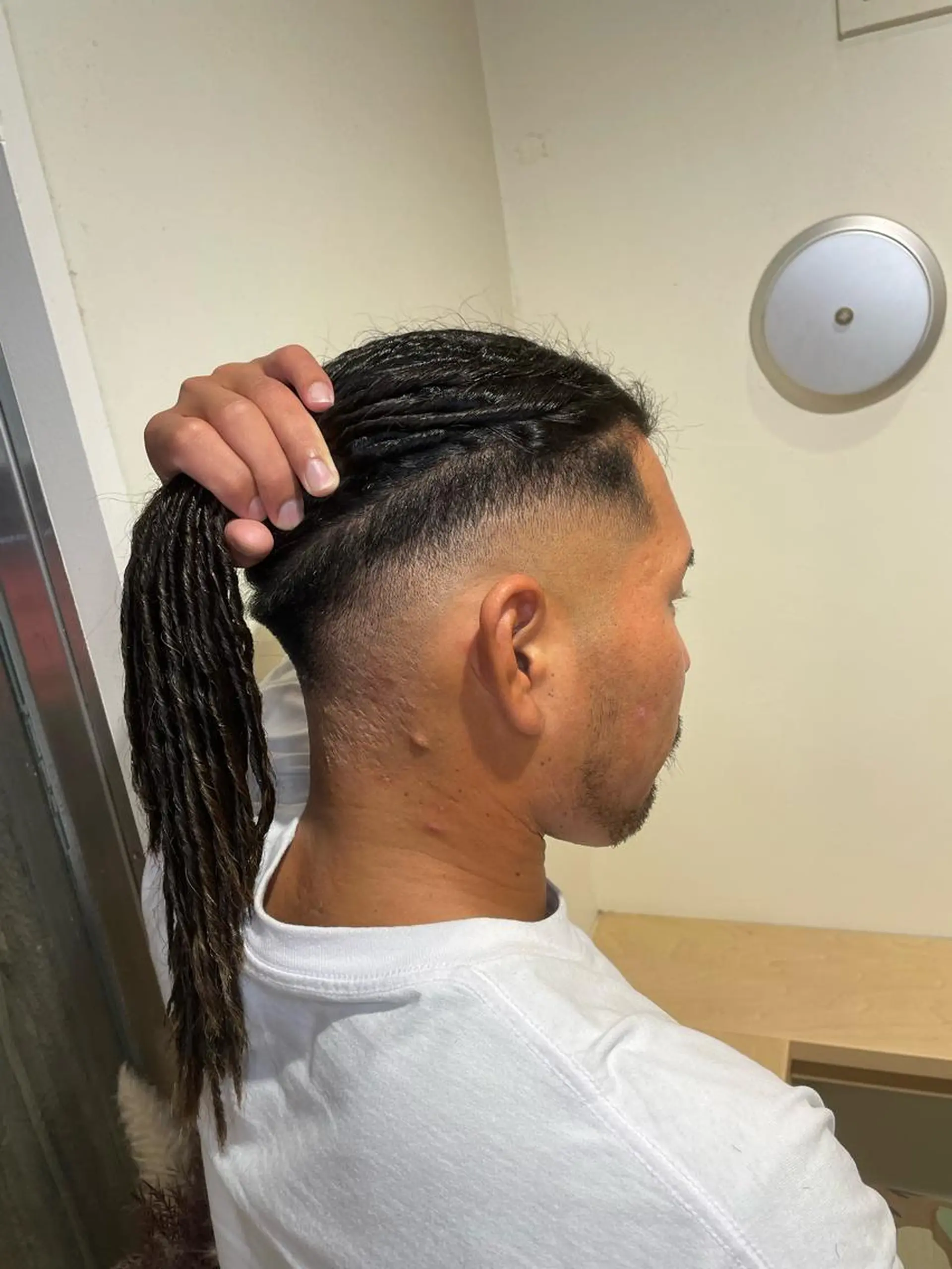パーマ メンズ フェードカット スキンフェード Le'a所属・渋谷/フェード/ 國分 翔のヘアスタイル