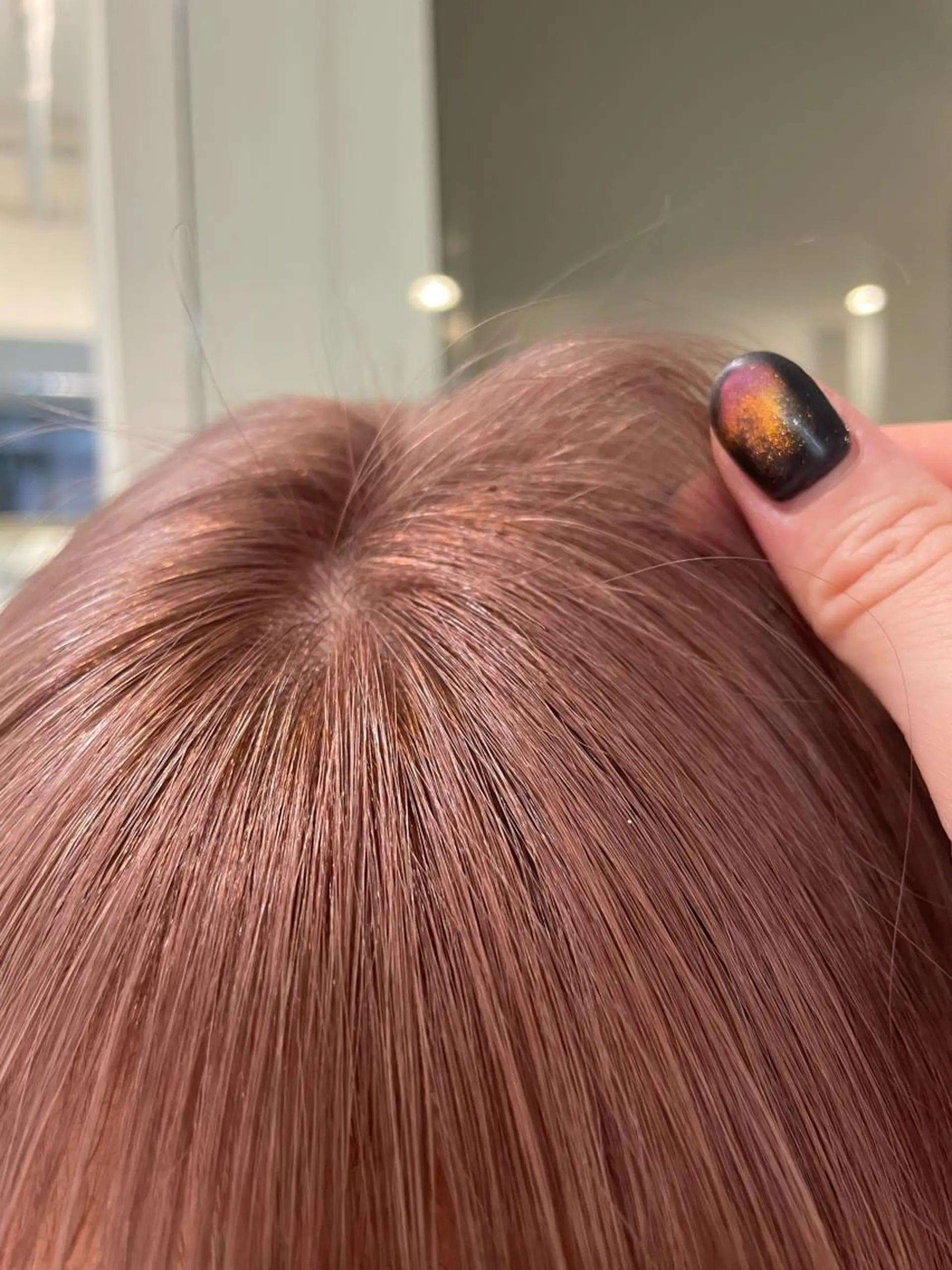 セミロング カラー セミロングパーマ ベージュカラー ブリーチ ダブルカラー ハイライトカラー レイヤーカット大人気 💛吉田百花のヘアスタイル