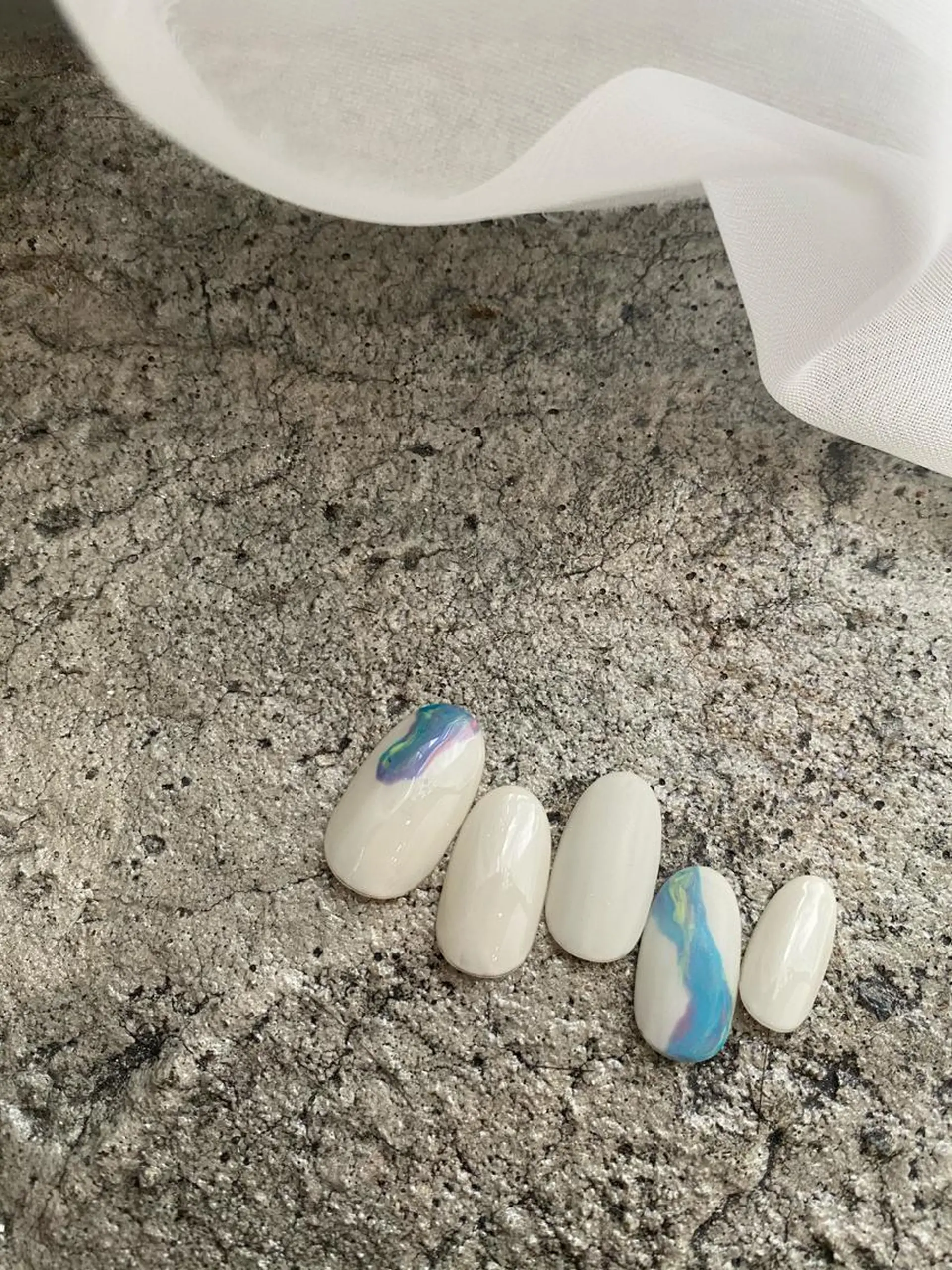 ネイル アートネイル ワンカラーネイル シンプルネイル 🌼大西洋子 laughl🌼のネイルデザイン