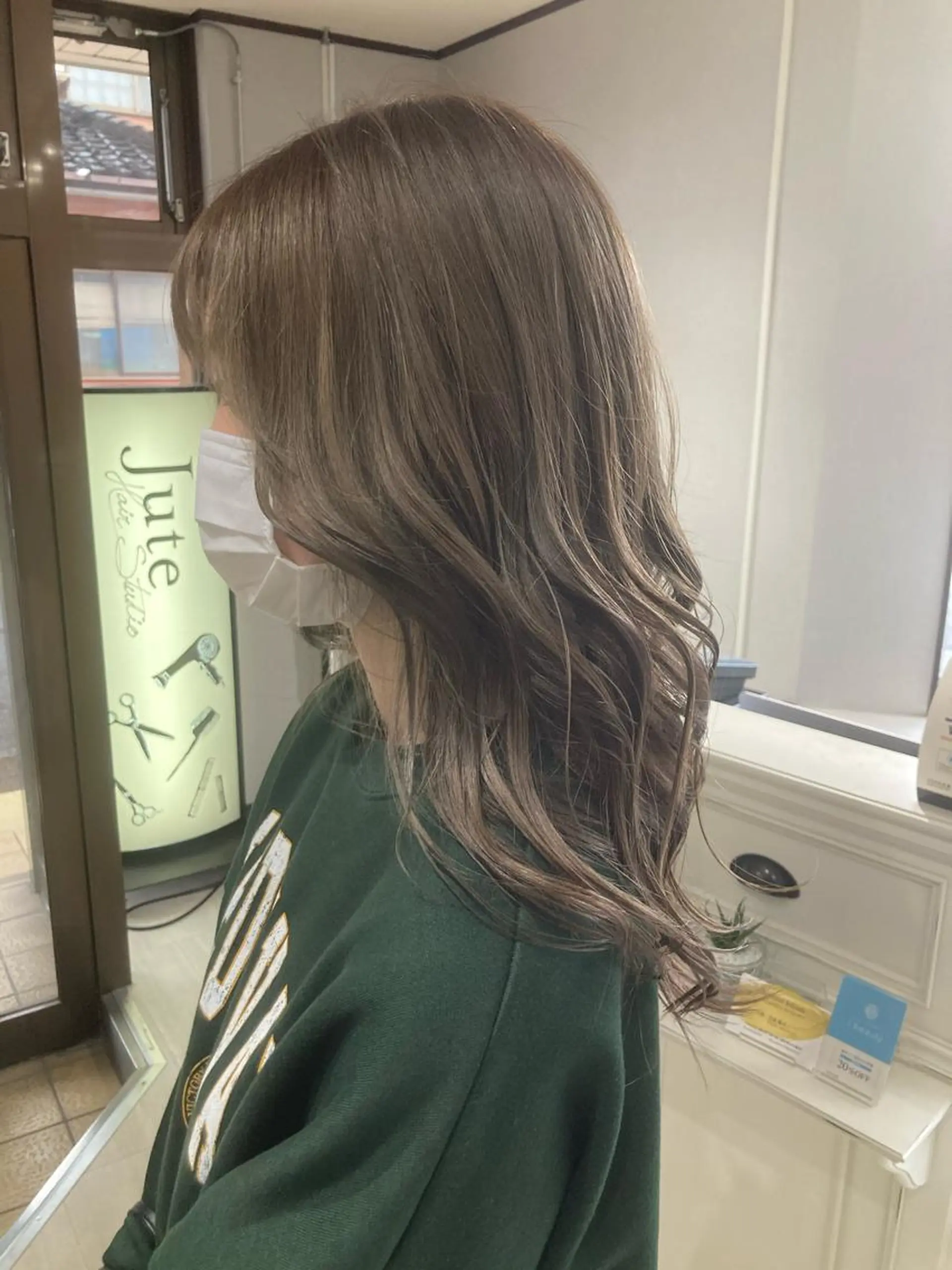ミディアム カット ヘアカラー トリートメント hair salon rita 野々市所属・中野 幹也のヘアスタイル