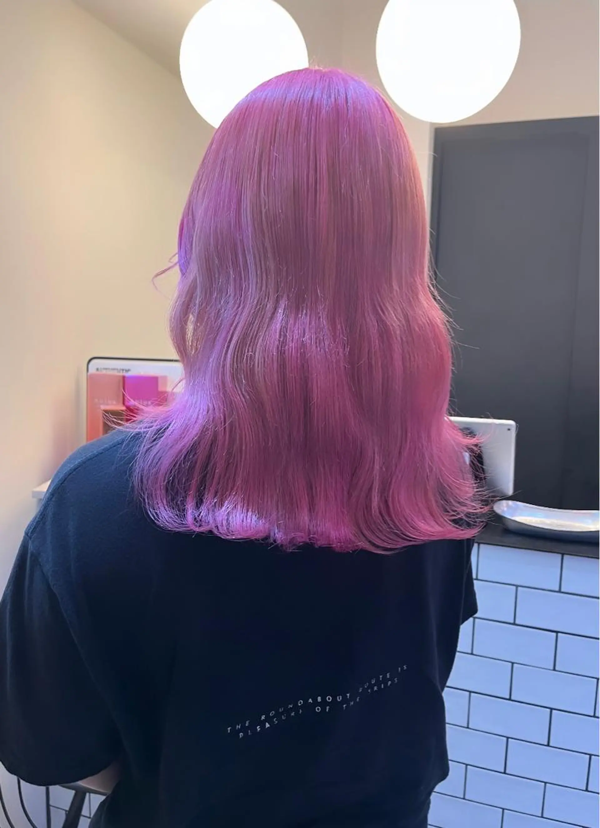 セミロング カラー ヘアカラー ハイトーンヘアセット 🦋yuri🦋のヘアスタイル