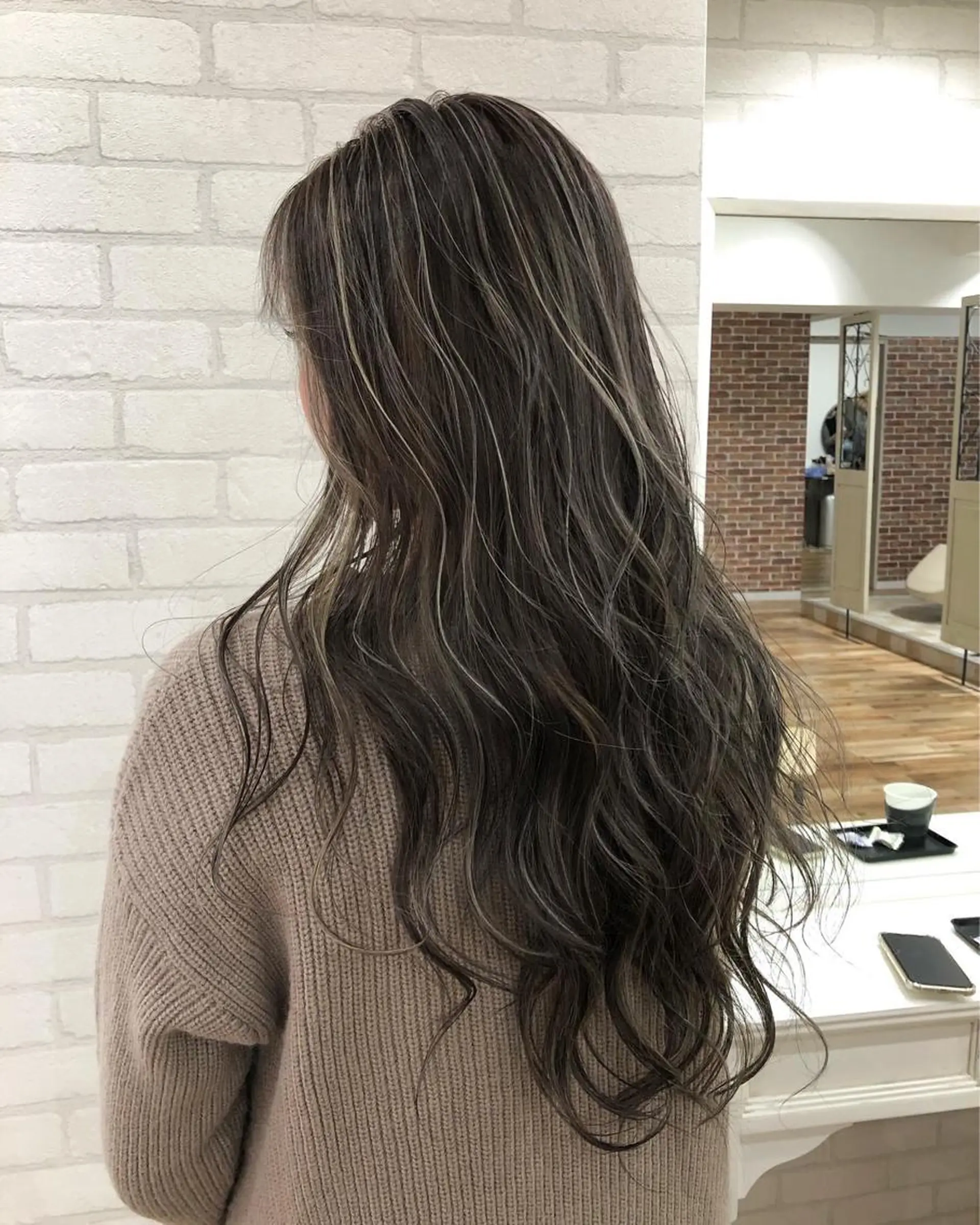 ロング カラー カット ヘアカラー トリートメント Tao所属・藤川 大智のヘアスタイル