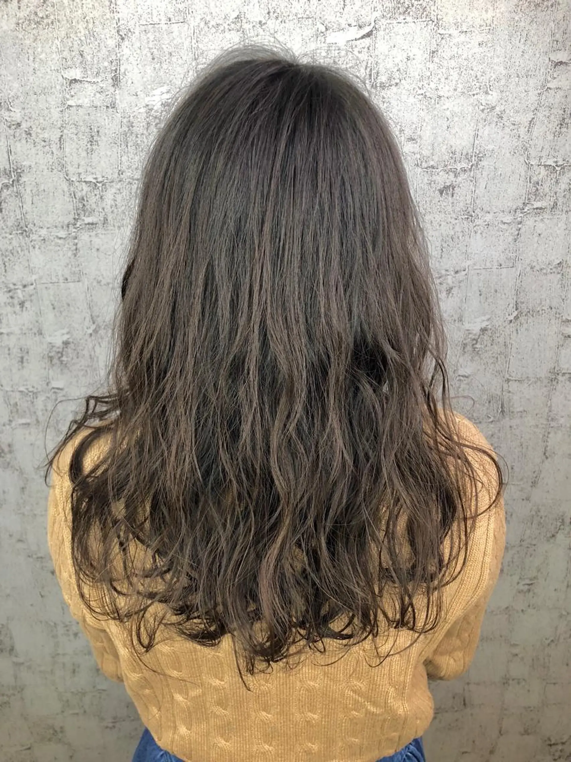 ロング パーマ 透明感カラー✨ツヤ髪 廣畑昌志のヘアスタイル