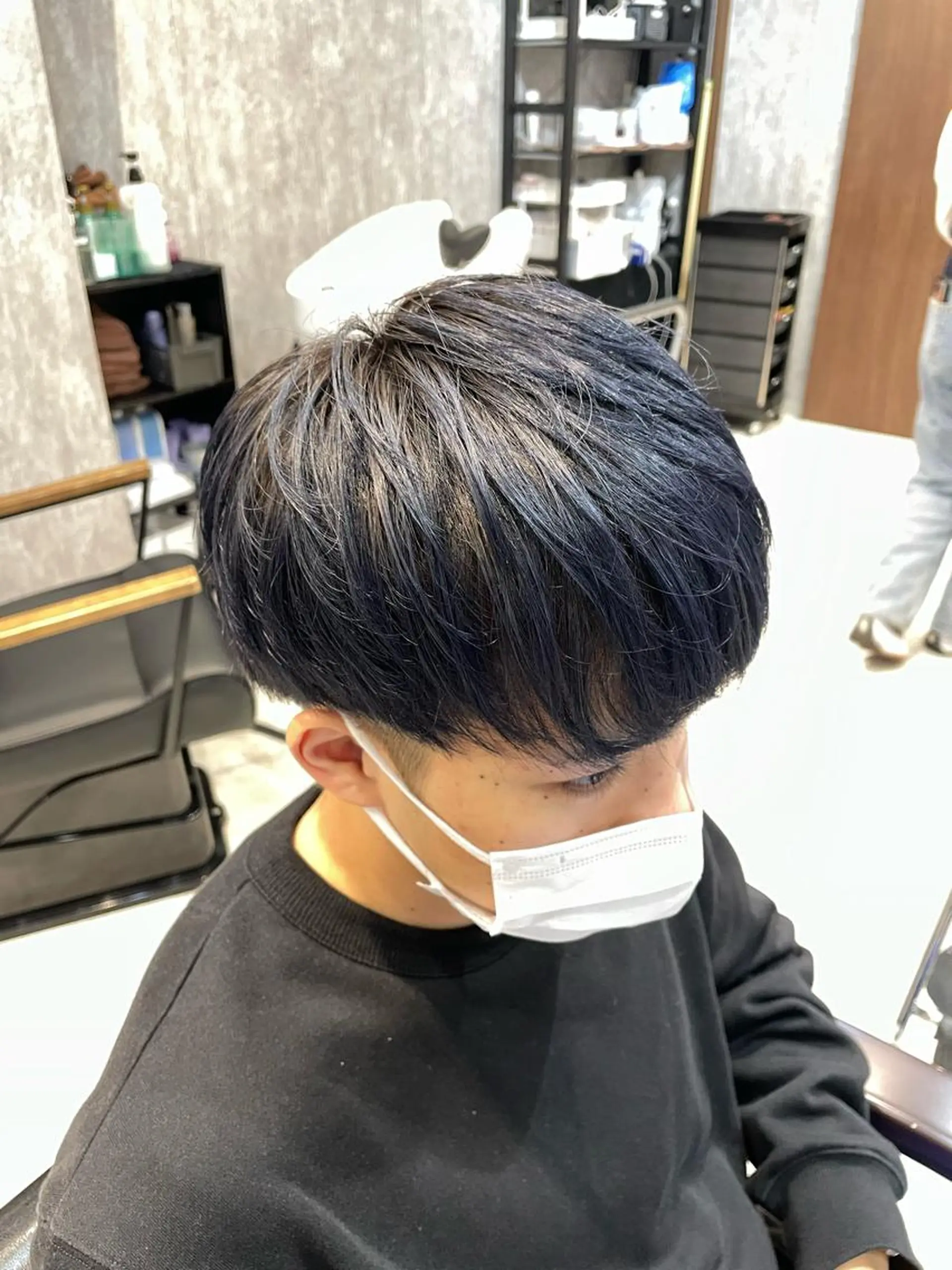 ショート カラー パーマ メンズ マッシュ 黒髪 ブルーカラー カット 🔥メンズ超特化🔥 青木海斗のヘアスタイル