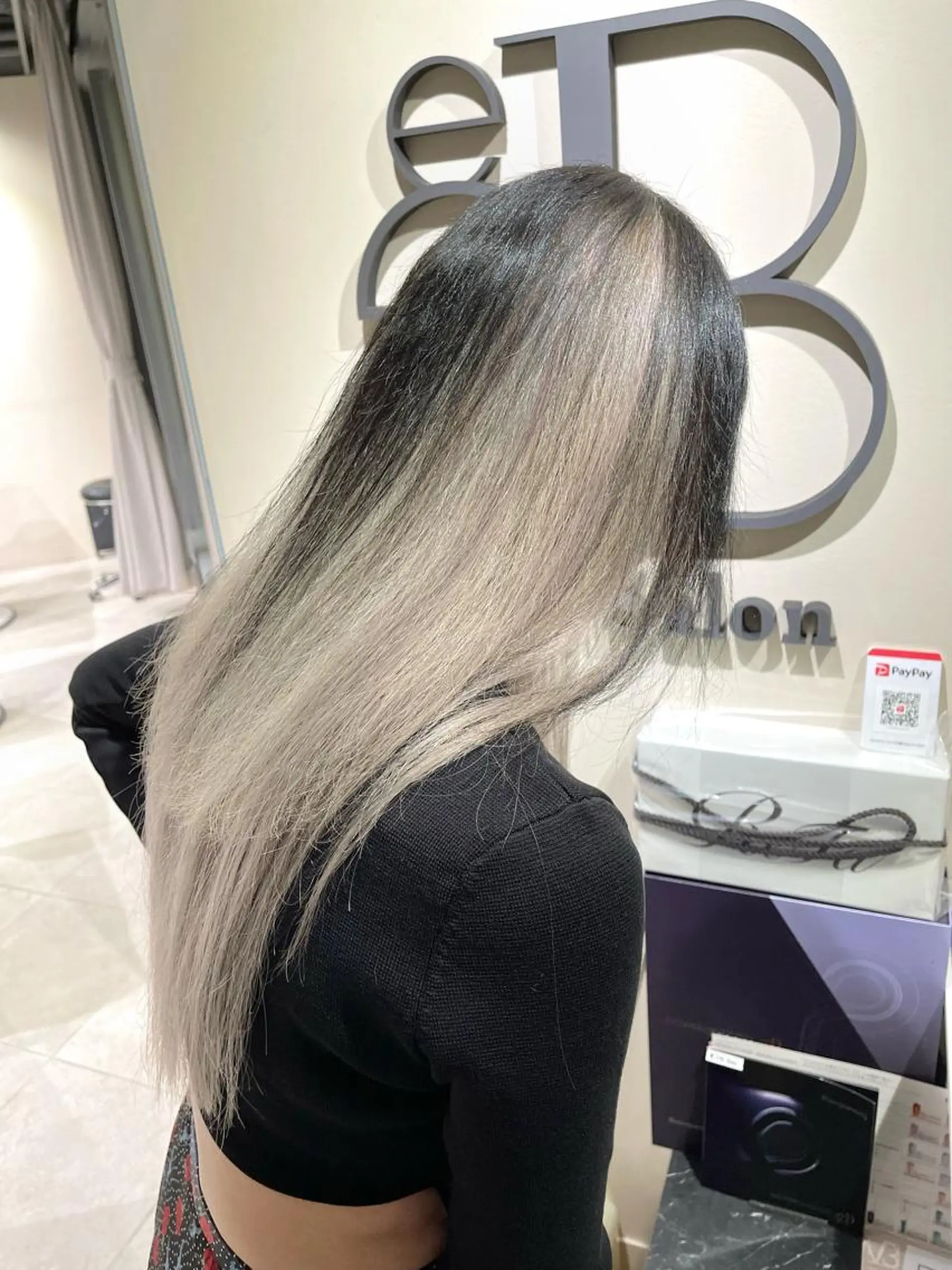 ロング シールエクステ くびれヘア エクステ 顔まわりレイヤー 顔周りカット ヘアカラー ブリーチ/ハイトーン ベージュ/daikiのヘアスタイル