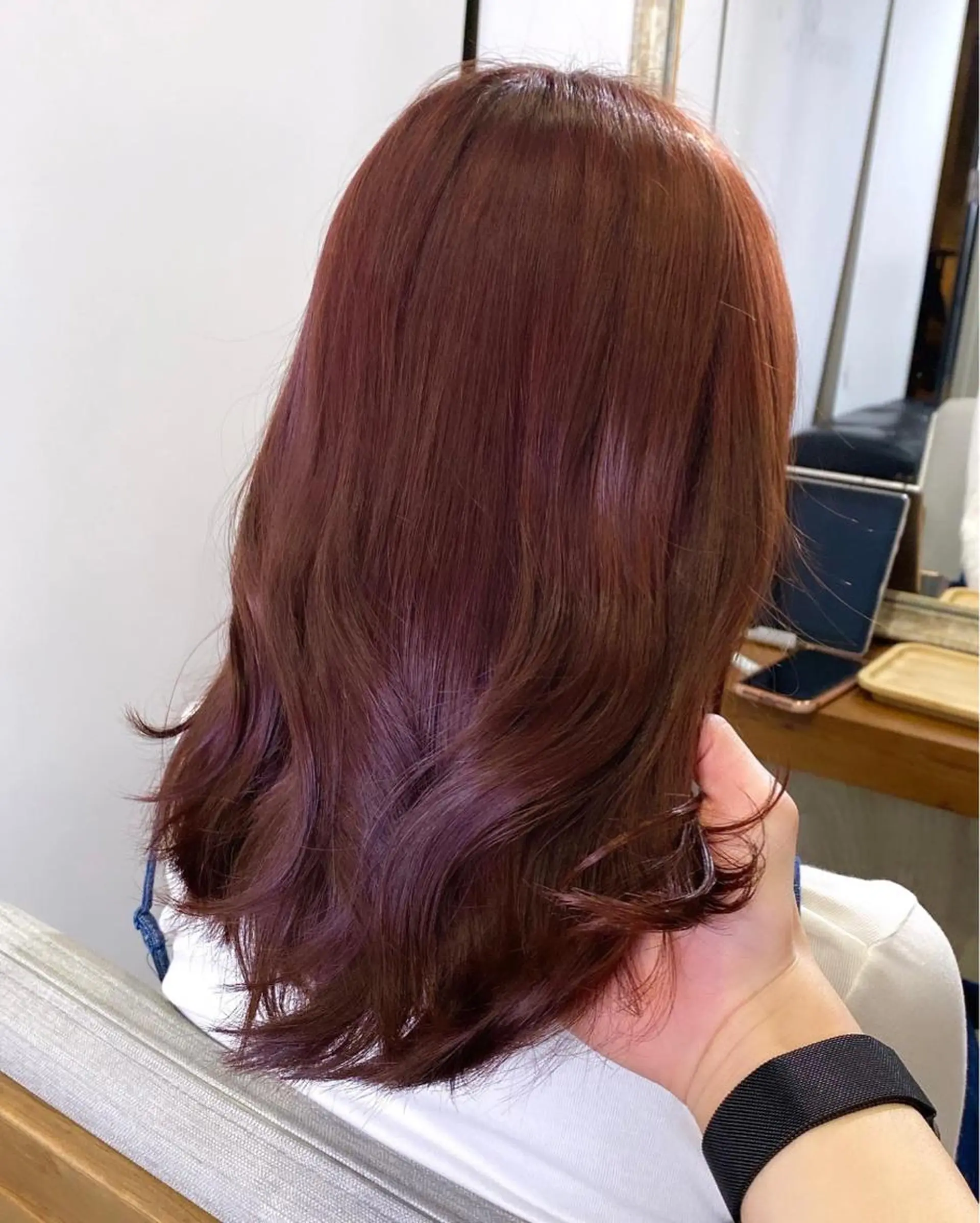 ミディアム カラー THESALONS所属・🤍ブリーチカラー /寄田龍樹🤍のヘアスタイル