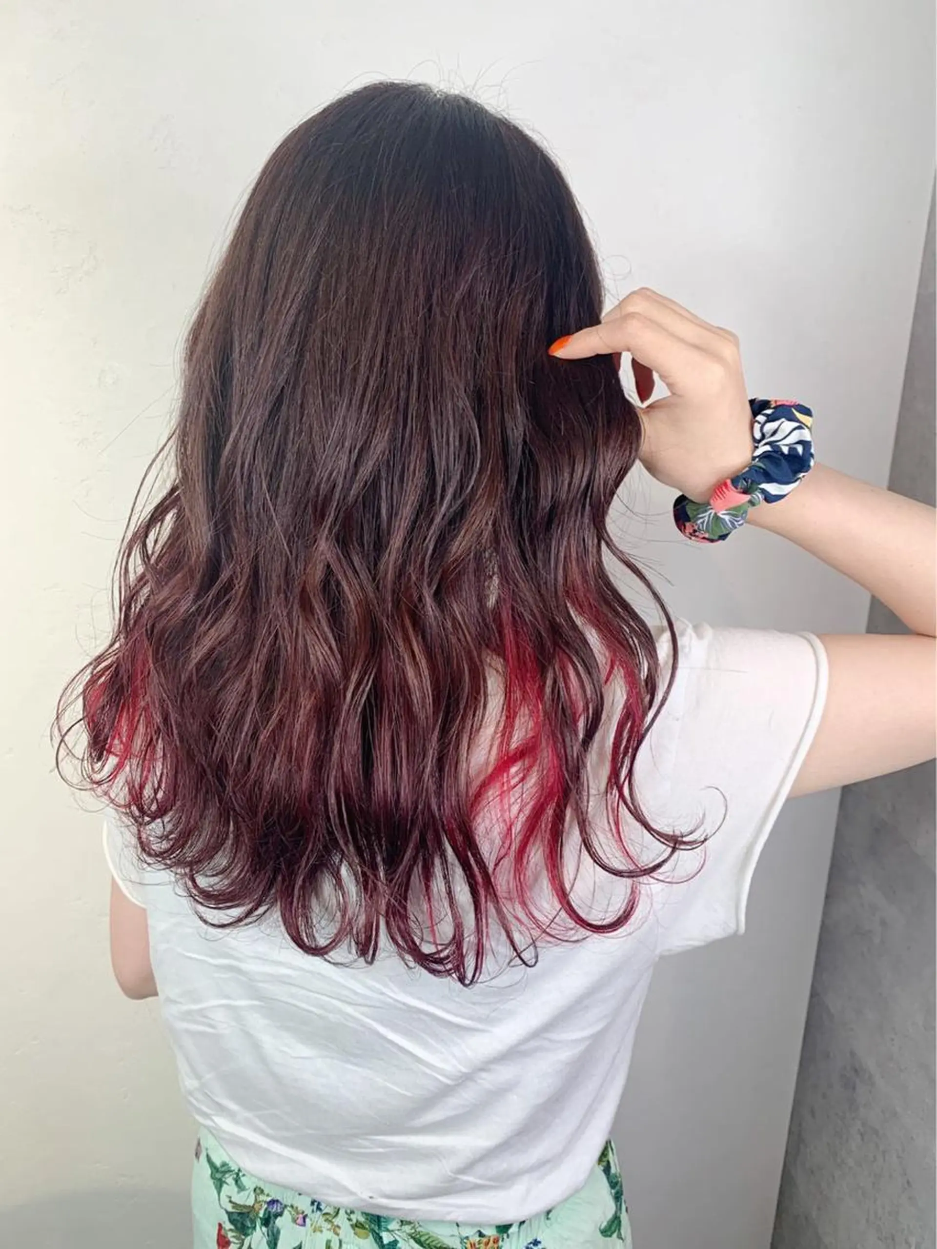 セミロング カット ヘアカラー トリートメント アンダーバーホワイト 堺東店のヘアスタイル