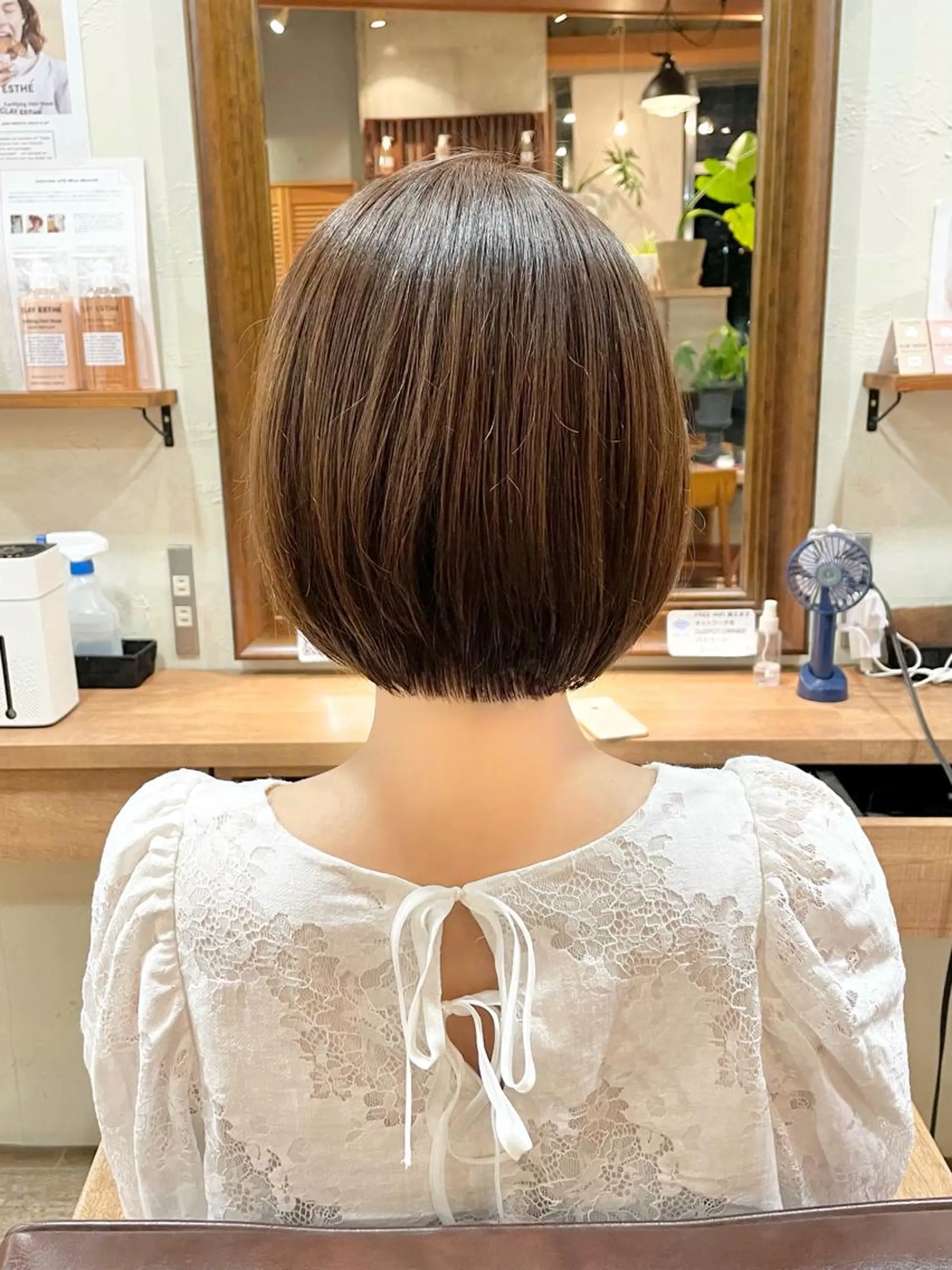 ショート カラー ショート/レイヤー/ ボブ/縮毛矯正のヘアスタイル