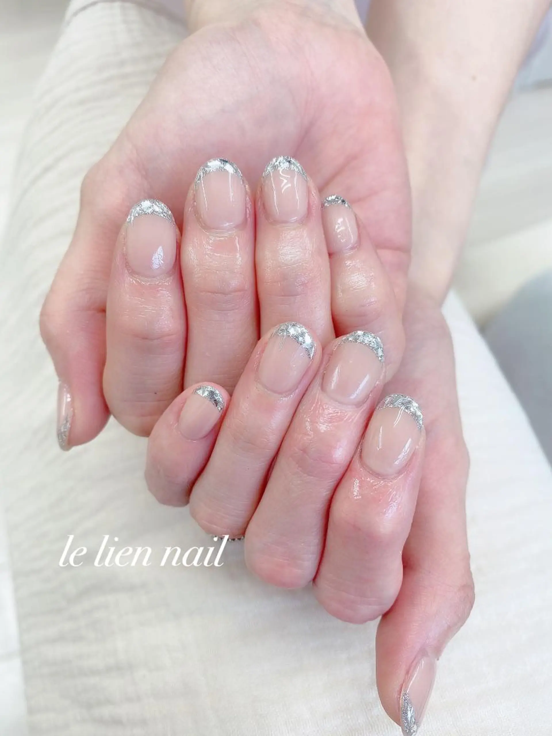 ネイル アートネイル フレンチネイル ガラスフレンチ キラキラネイル ニュアンスネイル ハンドネイル le lien nailのネイルデザイン