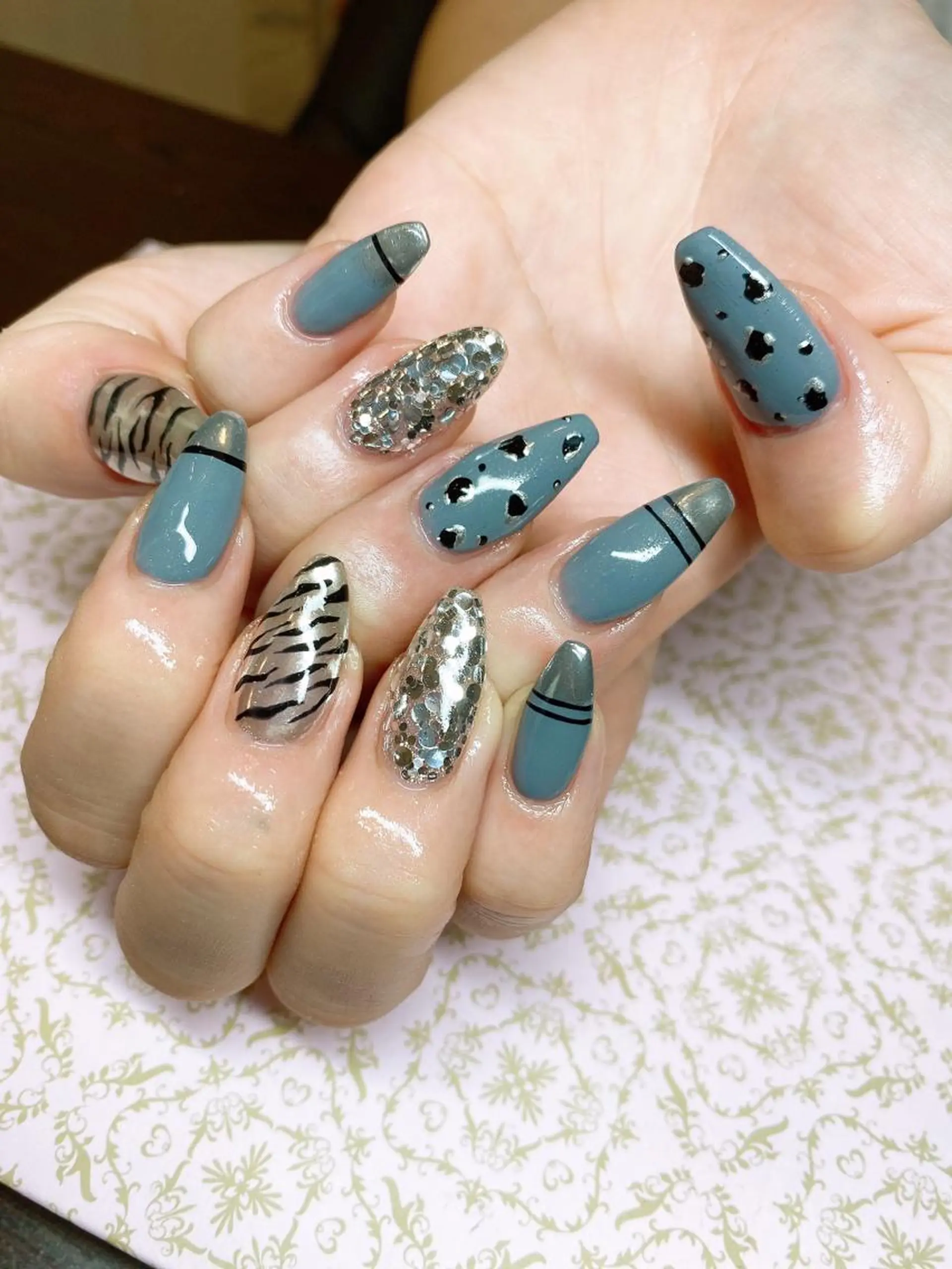 ネイル ハンドネイル Piacere所属・Piacere 絵美のネイルデザイン