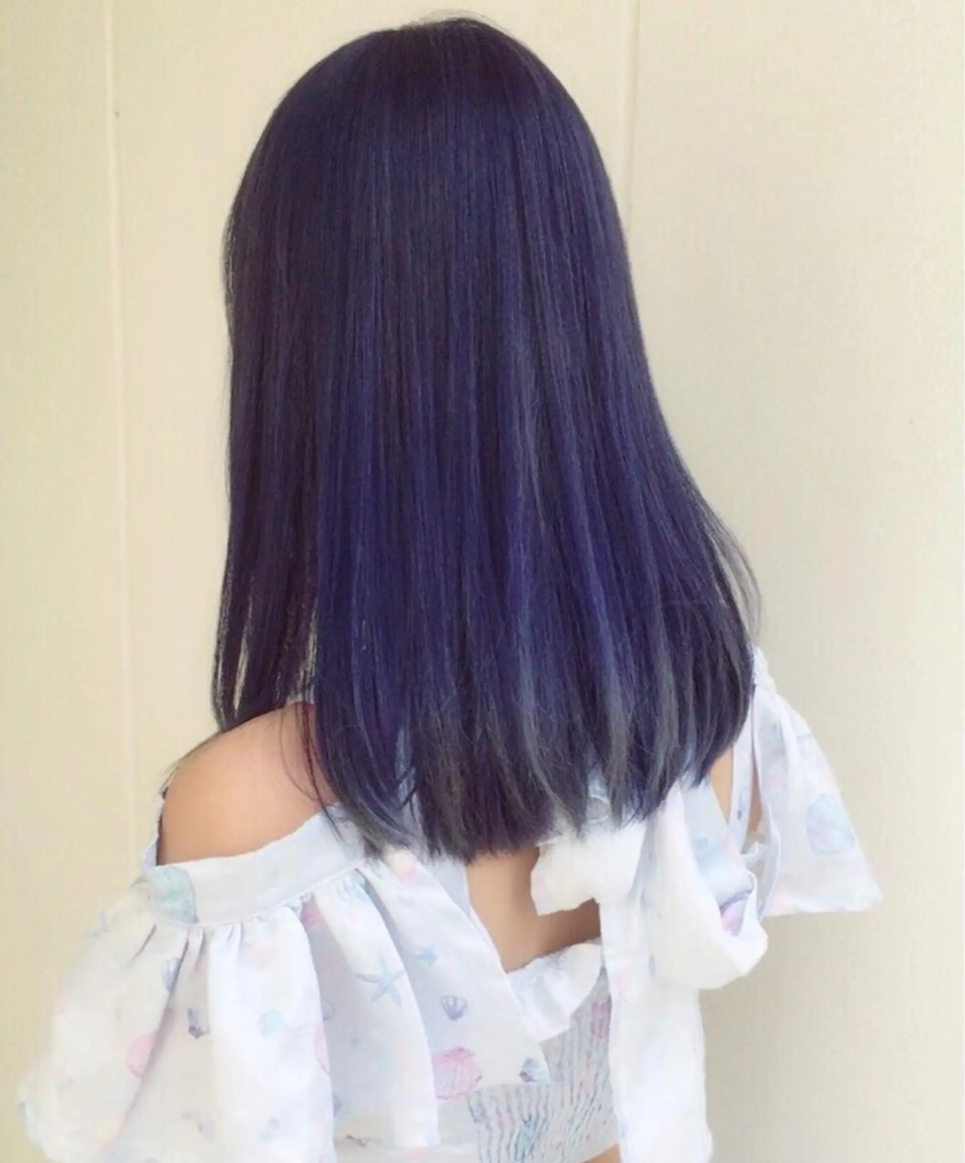 セミロング カラー ヘアアレンジ ブルーカラー ネイビーカラー L'wis所属・🪄🫧ハイトーン/ 乙津茜🐰L'wisのヘアスタイル