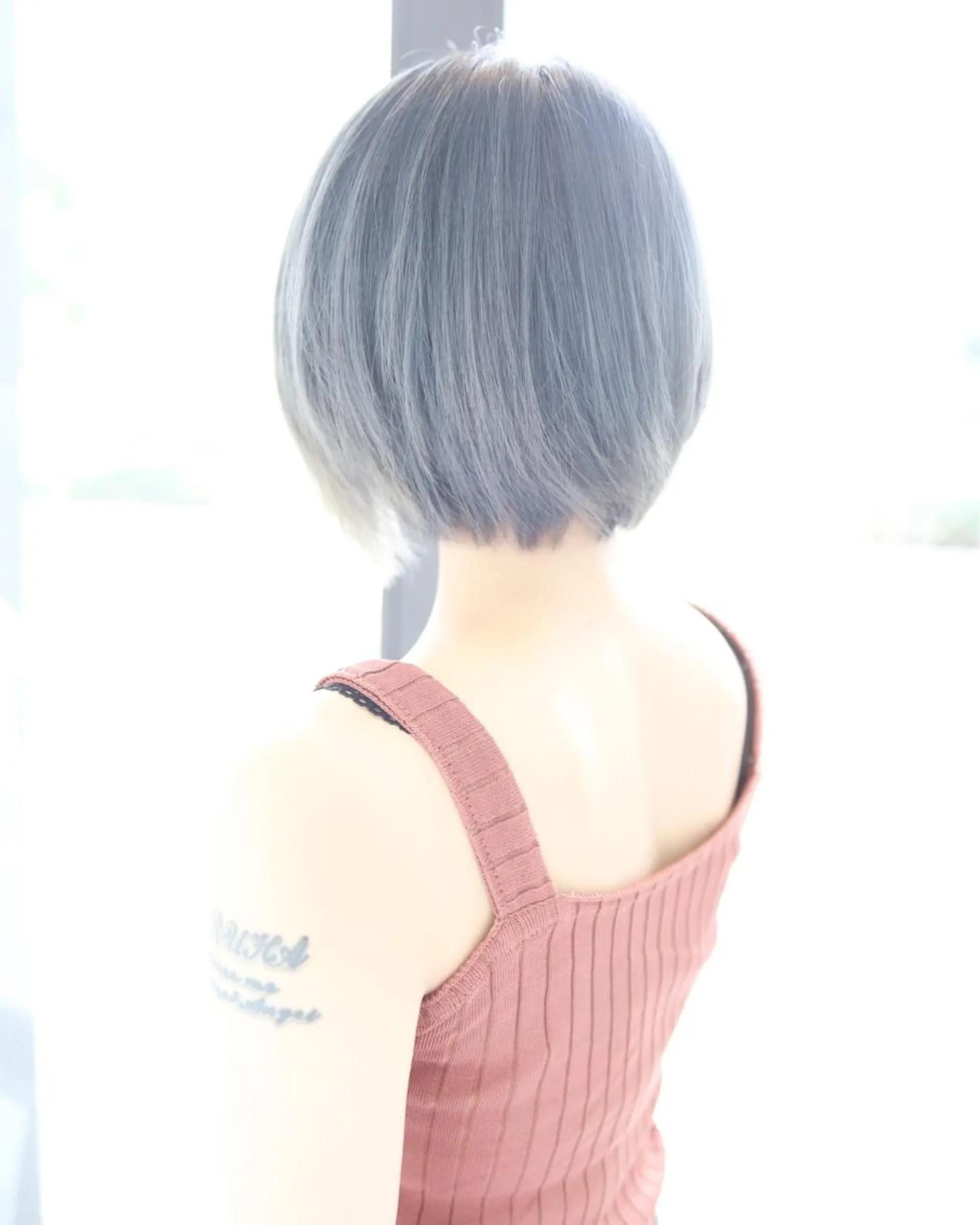 ショート カラー グレージュ corr所属・🍎🎁鈴木翔大 Englishokのヘアスタイル