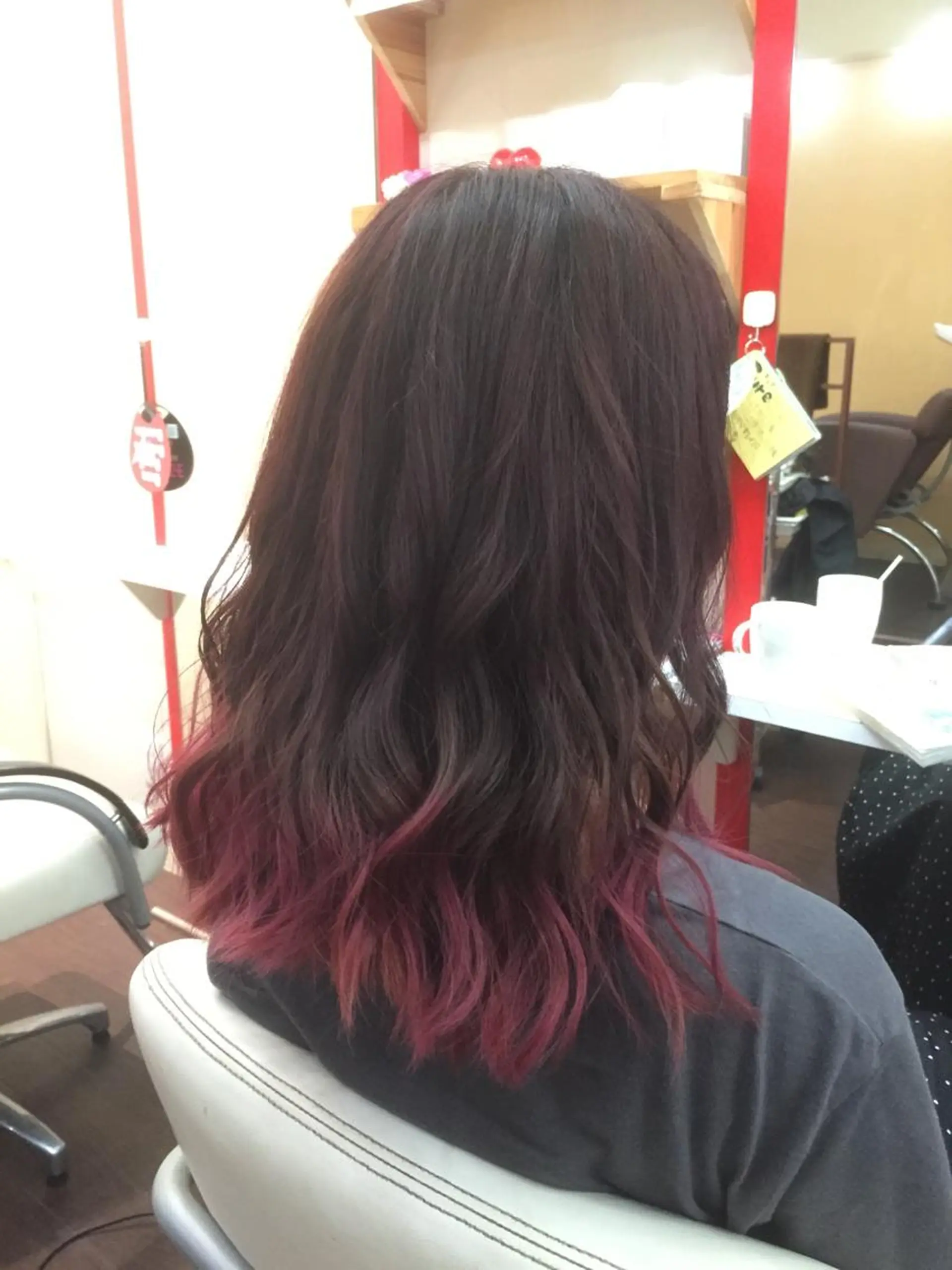 ロング カラー グラデーションカラー ピンクカラー ヘアカラー たけい ゆうきのヘアスタイル