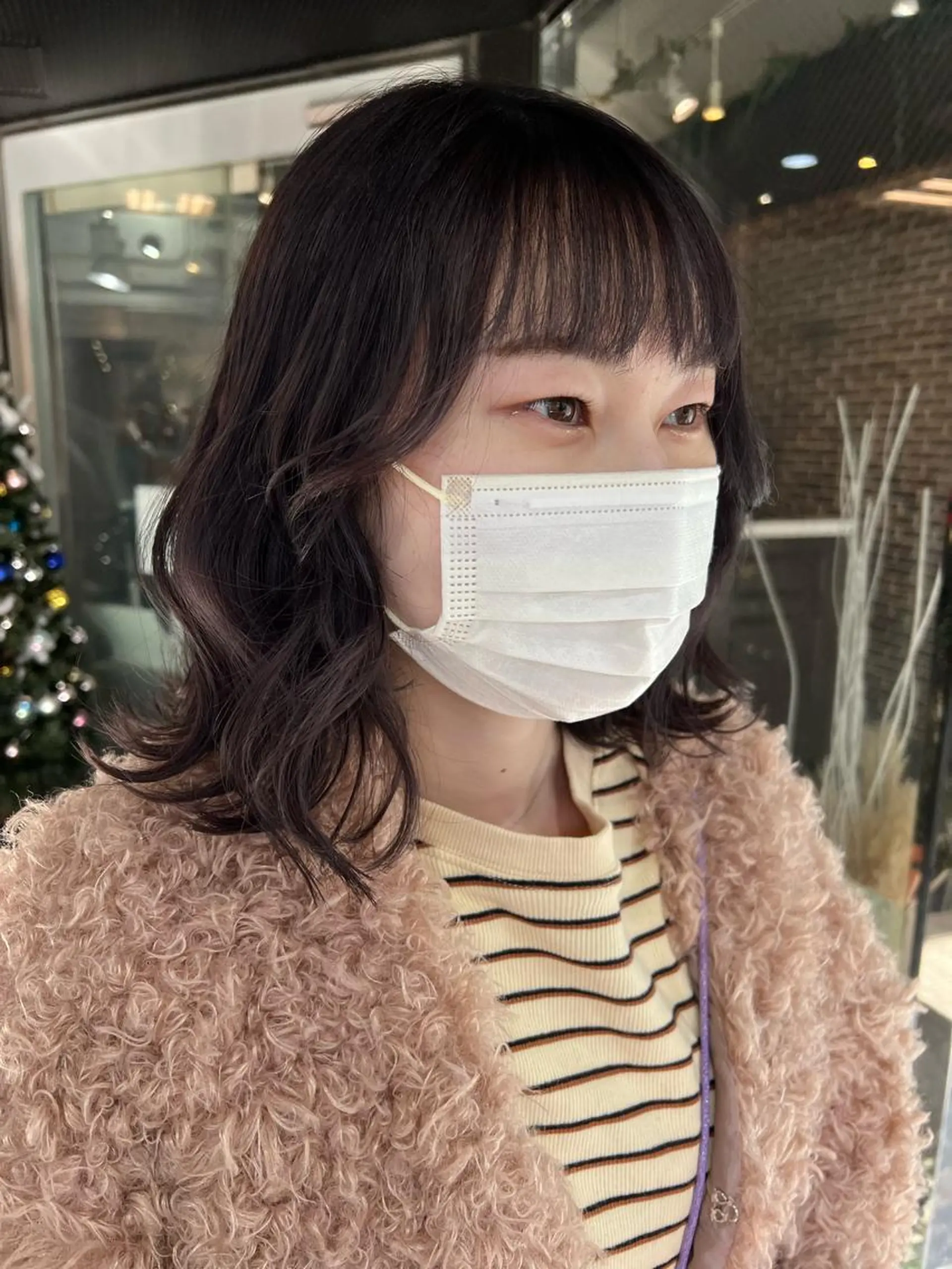 カラー ブリーチ ケアブリーチ ダブルカラー イヤリングカラー グレージュ キムラリホ/ 国立美容室の眉毛・アイブロウイメージ
