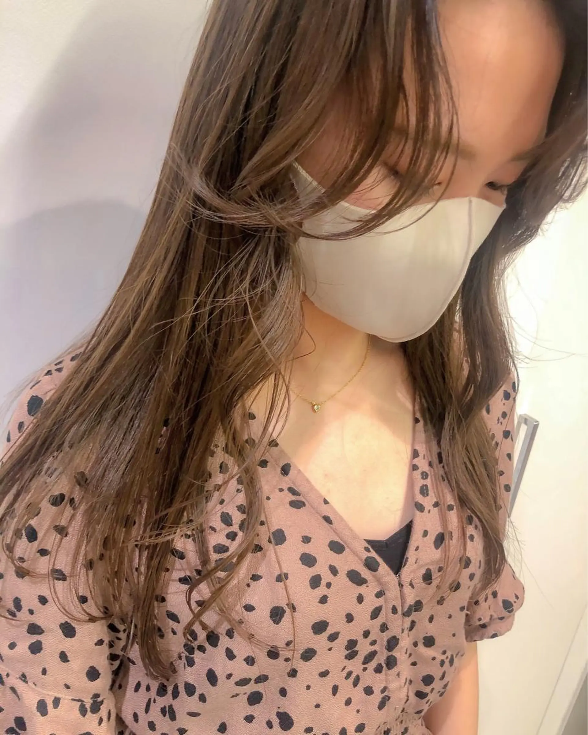 ロング カラー ヘアアレンジ ブリーチ ブラウンカラー シアーブラウン rii-🩰 トレンド韓国ヘアのヘアスタイル