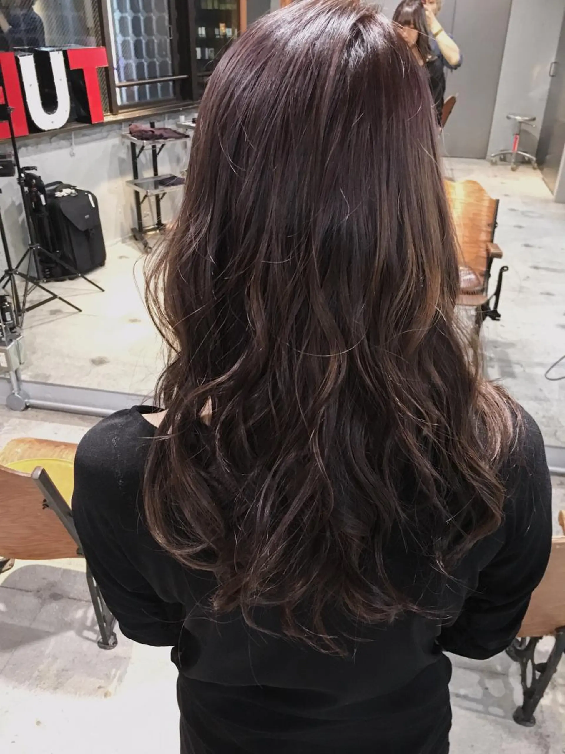 ロング カラー パーマ アッシュ ラベンダーカラー ラベンダーアッシュ 代表 中島貴志のヘアスタイル