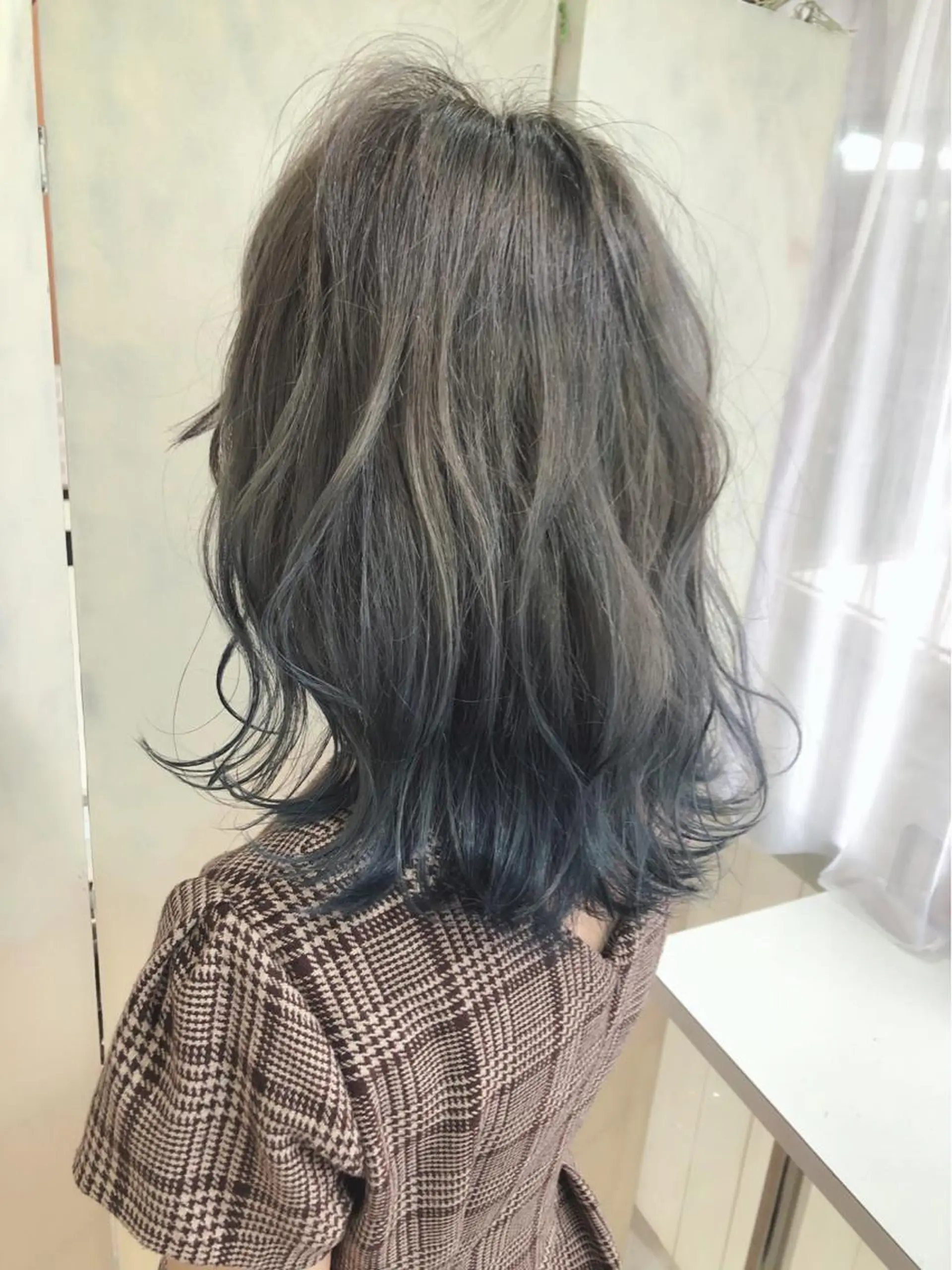 セミロング カラー ショート/ハイライト /白髪ぼかし🌿松本のヘアスタイル