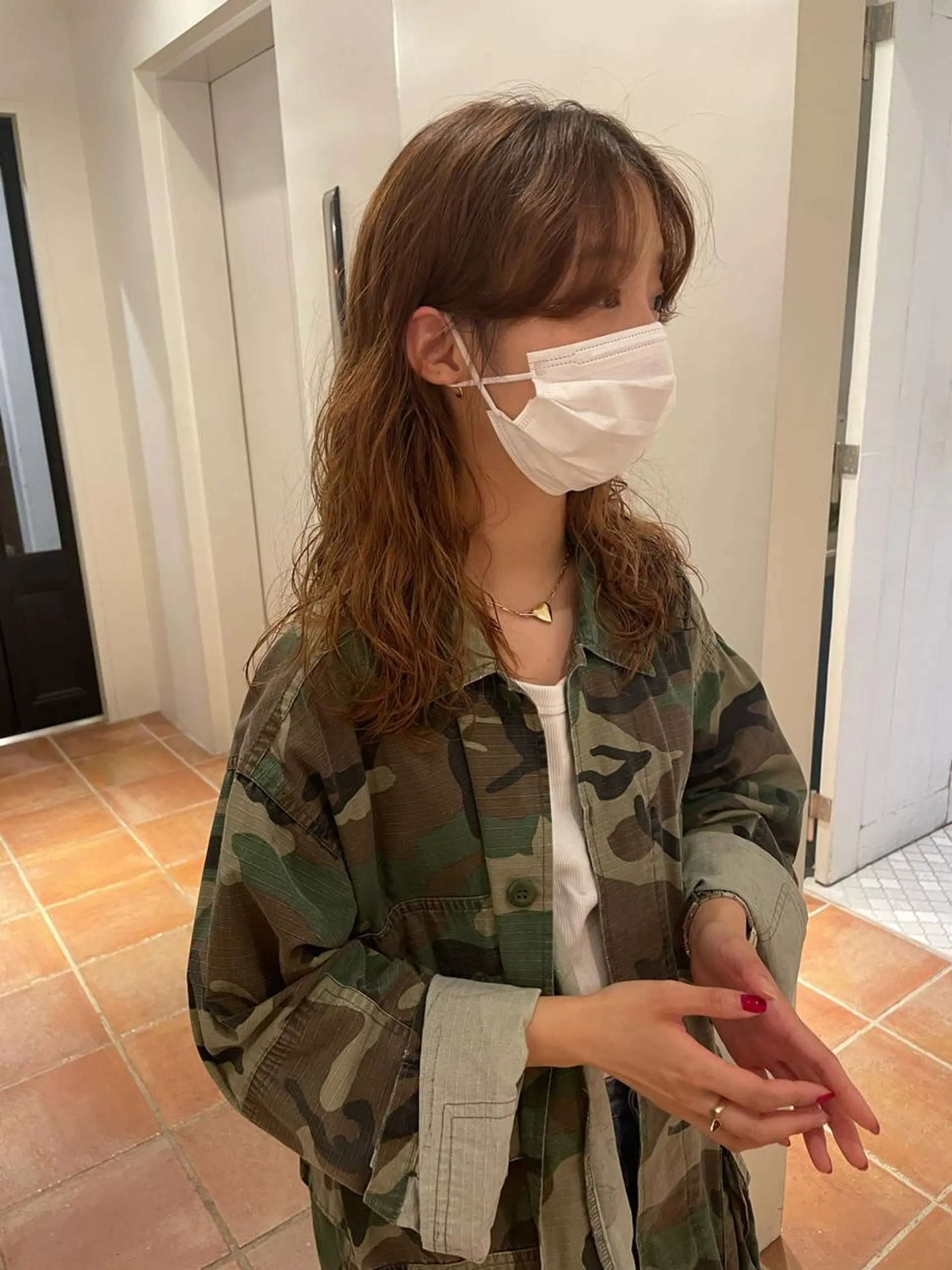 セミロング カラー パーマ セミロングパーマ ニュアンスパーマ カット パーマ トリートメント ボブ/レイヤー/ケア パーマ/リュウタのヘアスタイル