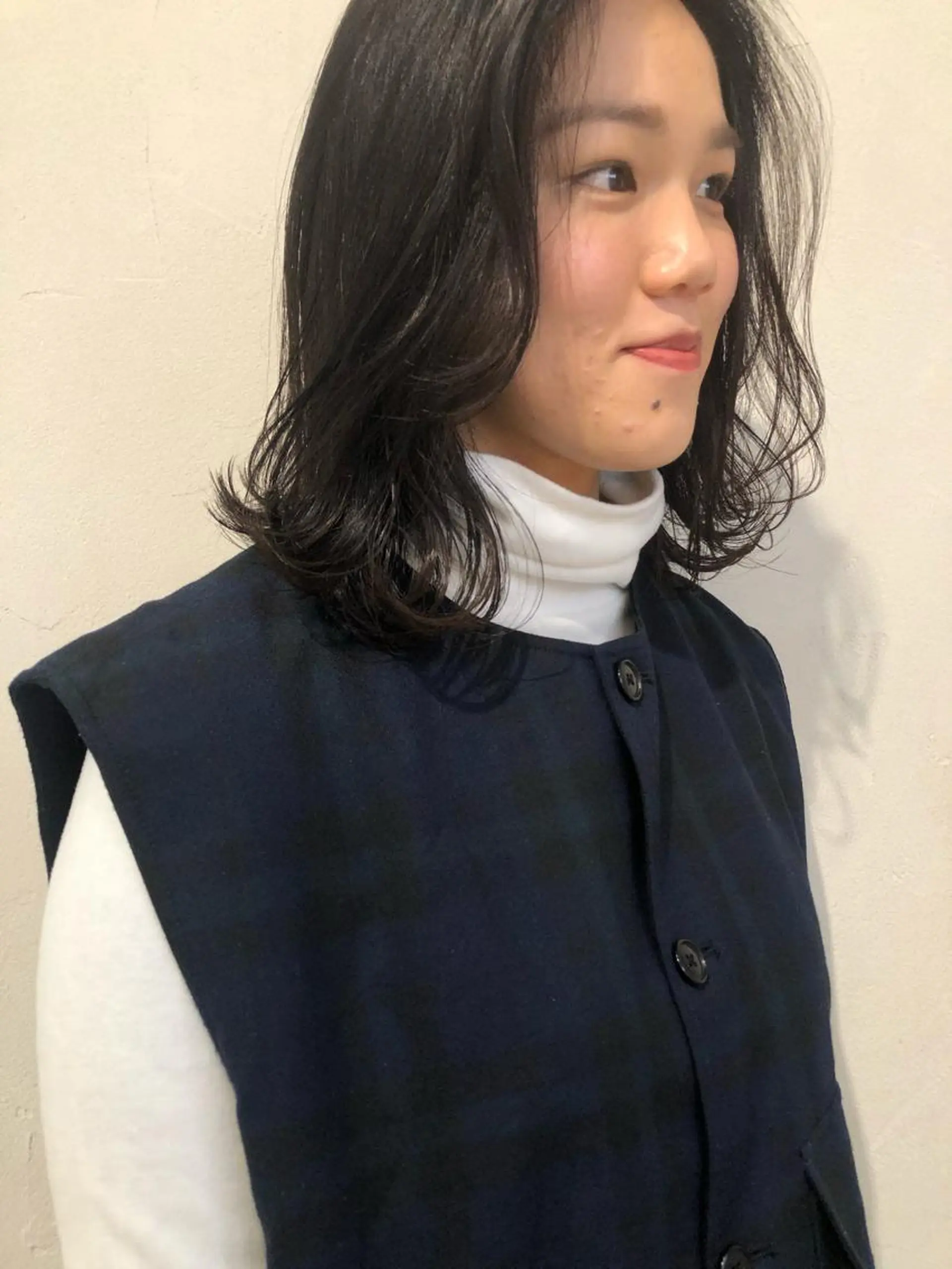 ミディアム レイヤーカット/ 透明感カラーmikuのヘアスタイル