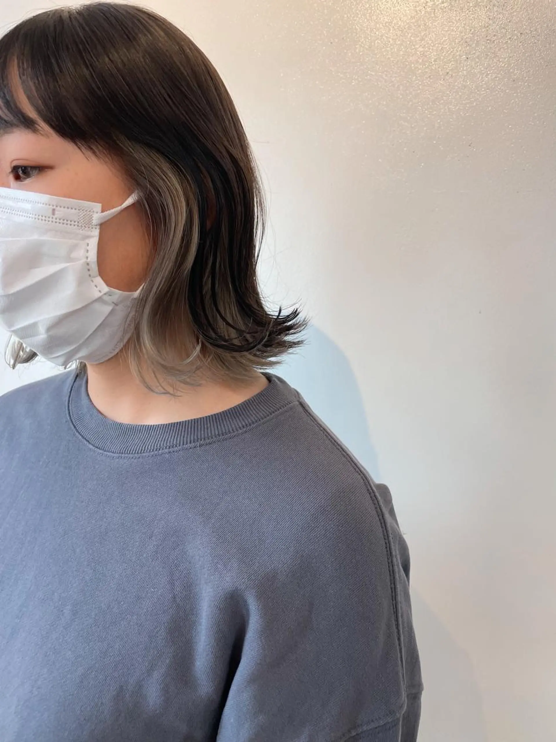 ミディアム カラー インナーカラー ヘアカラー h a k u 大倉 卓人のヘアスタイル