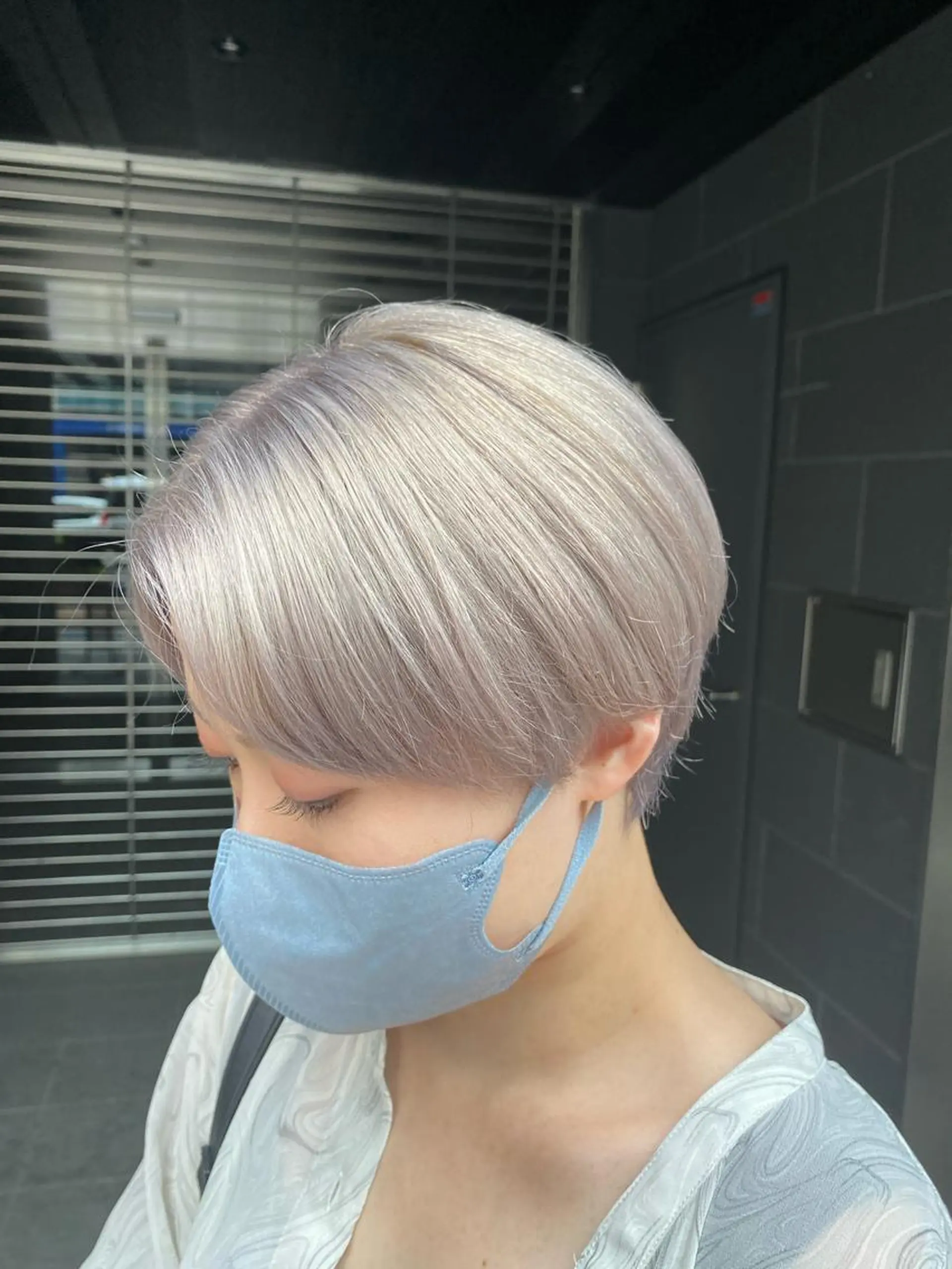ショート カラー La fith liebe 京都駅前店所属・🌈ブリーチ特化🌈 MINATOのヘアスタイル
