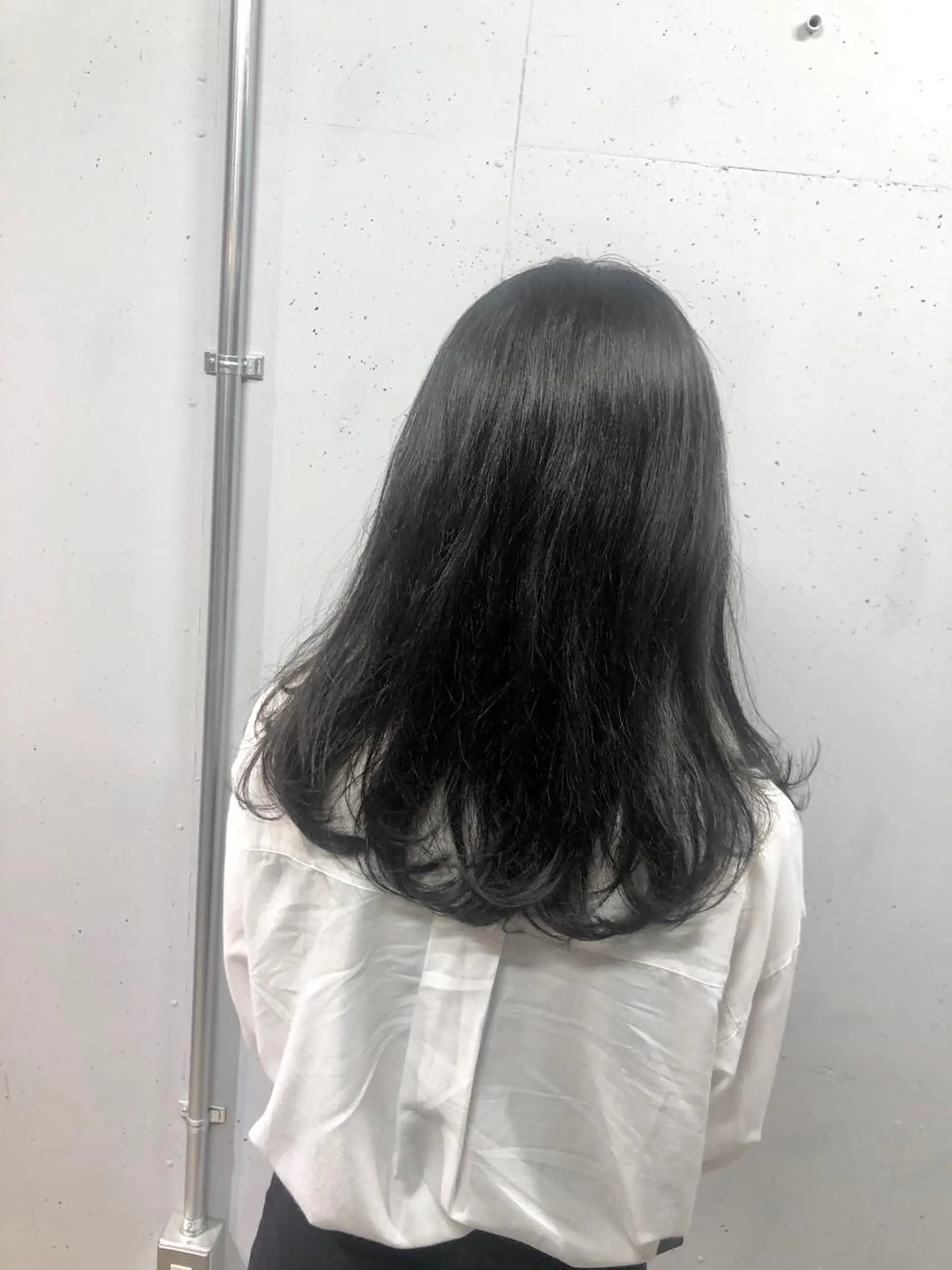 セミロング lok[ロク] 高田馬場のヘアスタイル