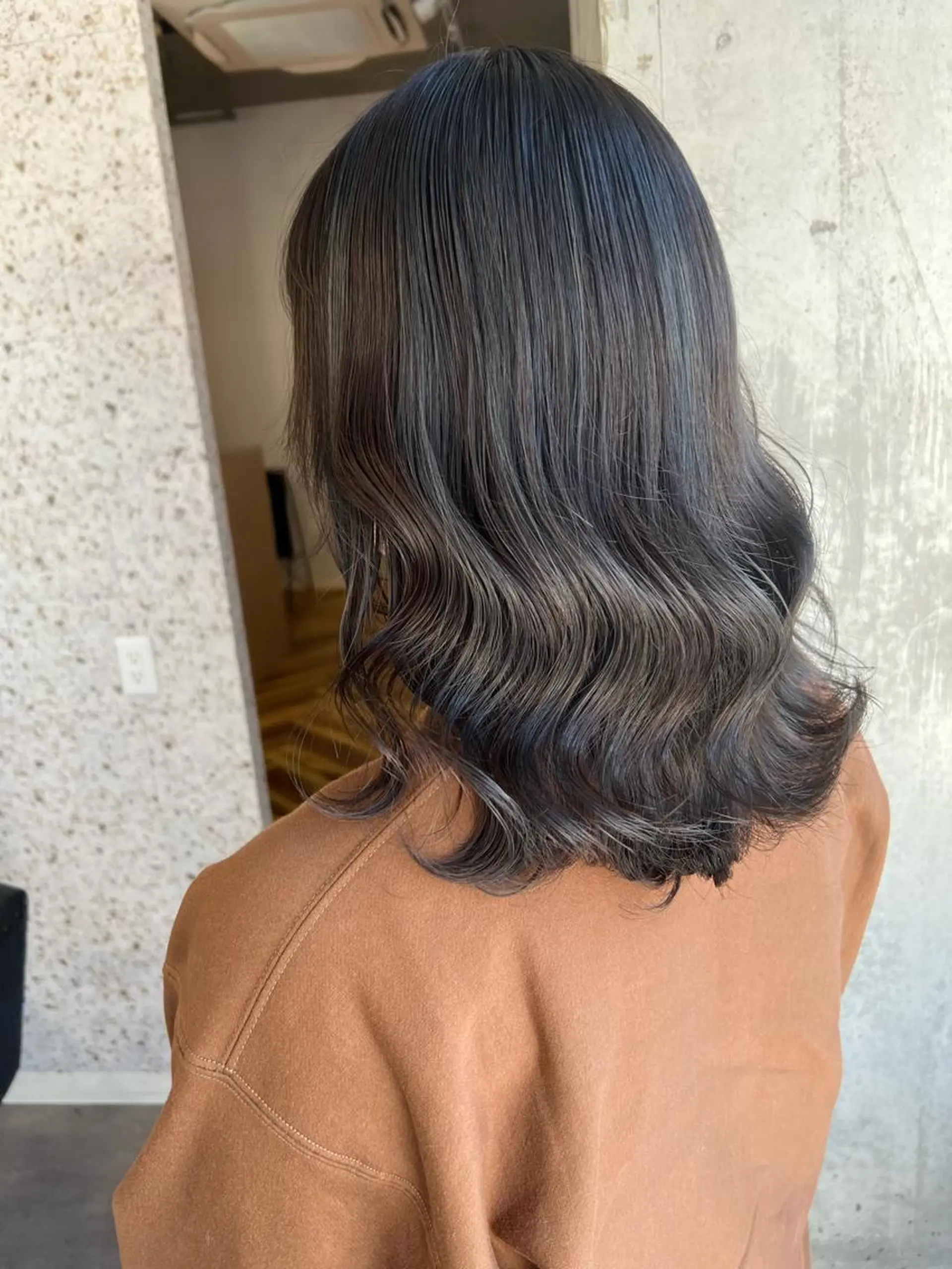 ミディアム カラー バレイヤージュ ブリーチ ケアブリーチ グレージュ ハイライトカラー ヘアカラー lani 天神大名/ブリーチのヘアスタイル